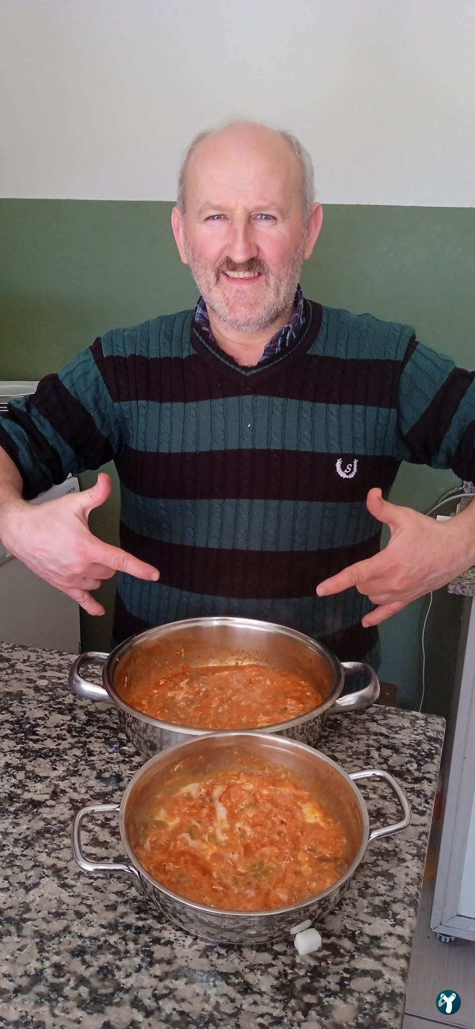 Menemenci̇ Kadi̇r Baba Çay Evi̇