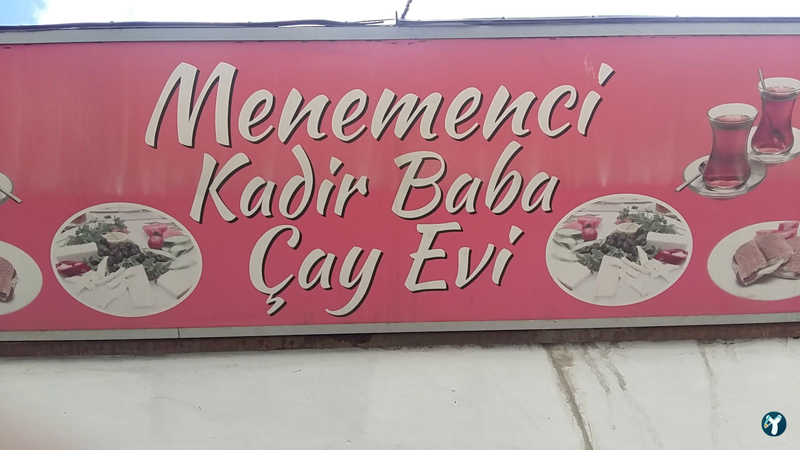 Menemenci̇ Kadi̇r Baba Çay Evi̇