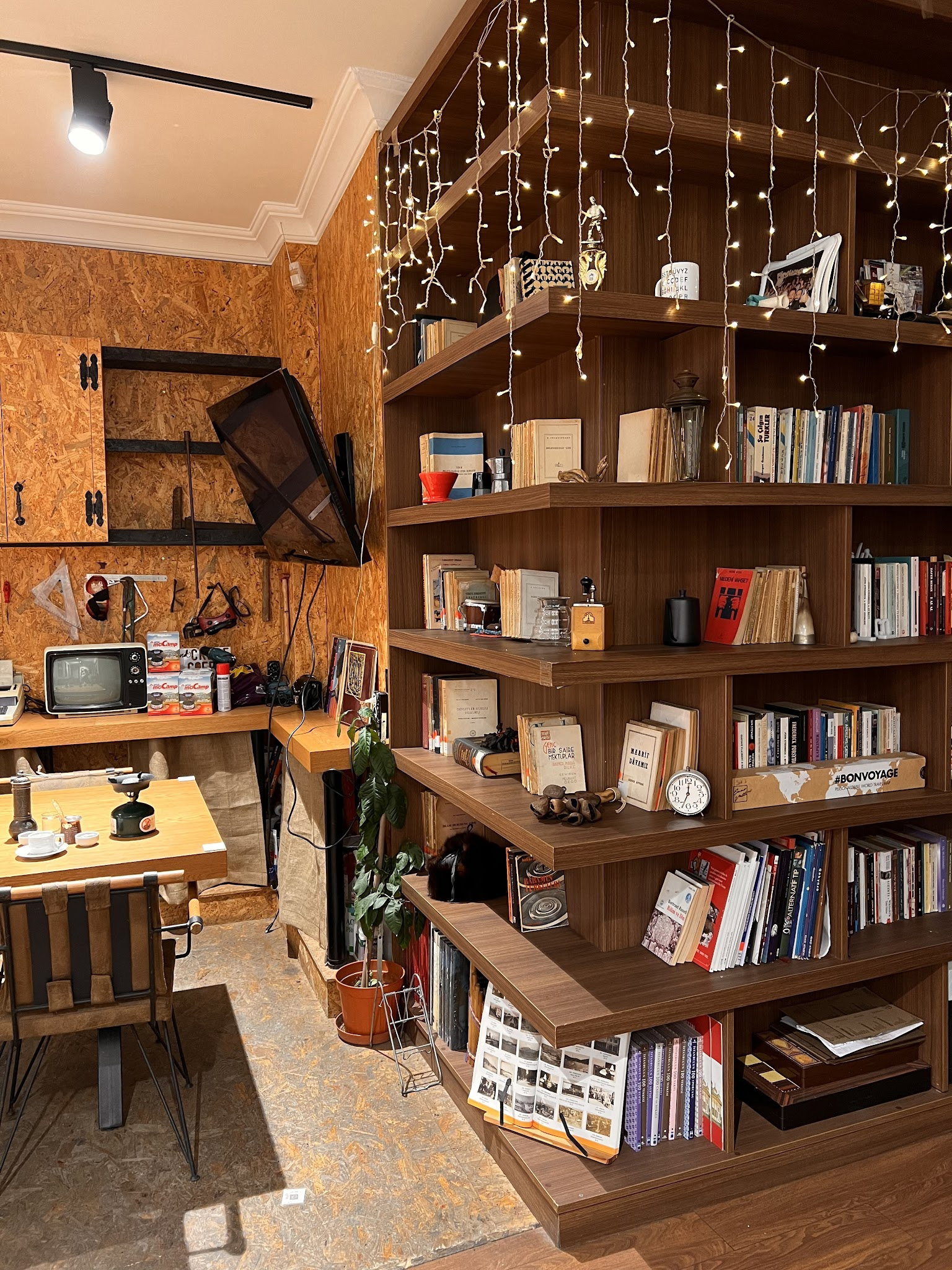 Fabrikafa Make & Coffee