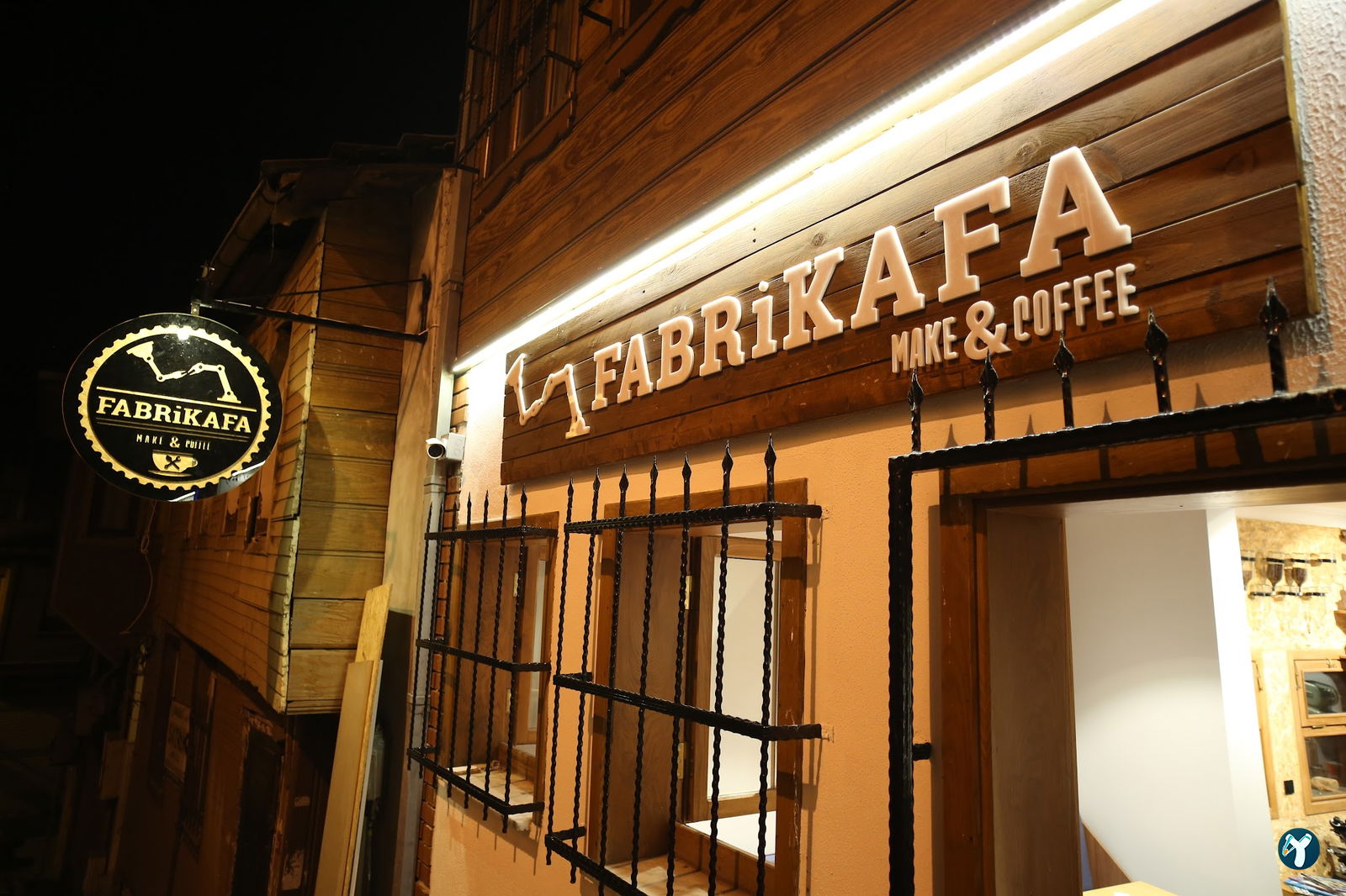 Fabrikafa Make & Coffee