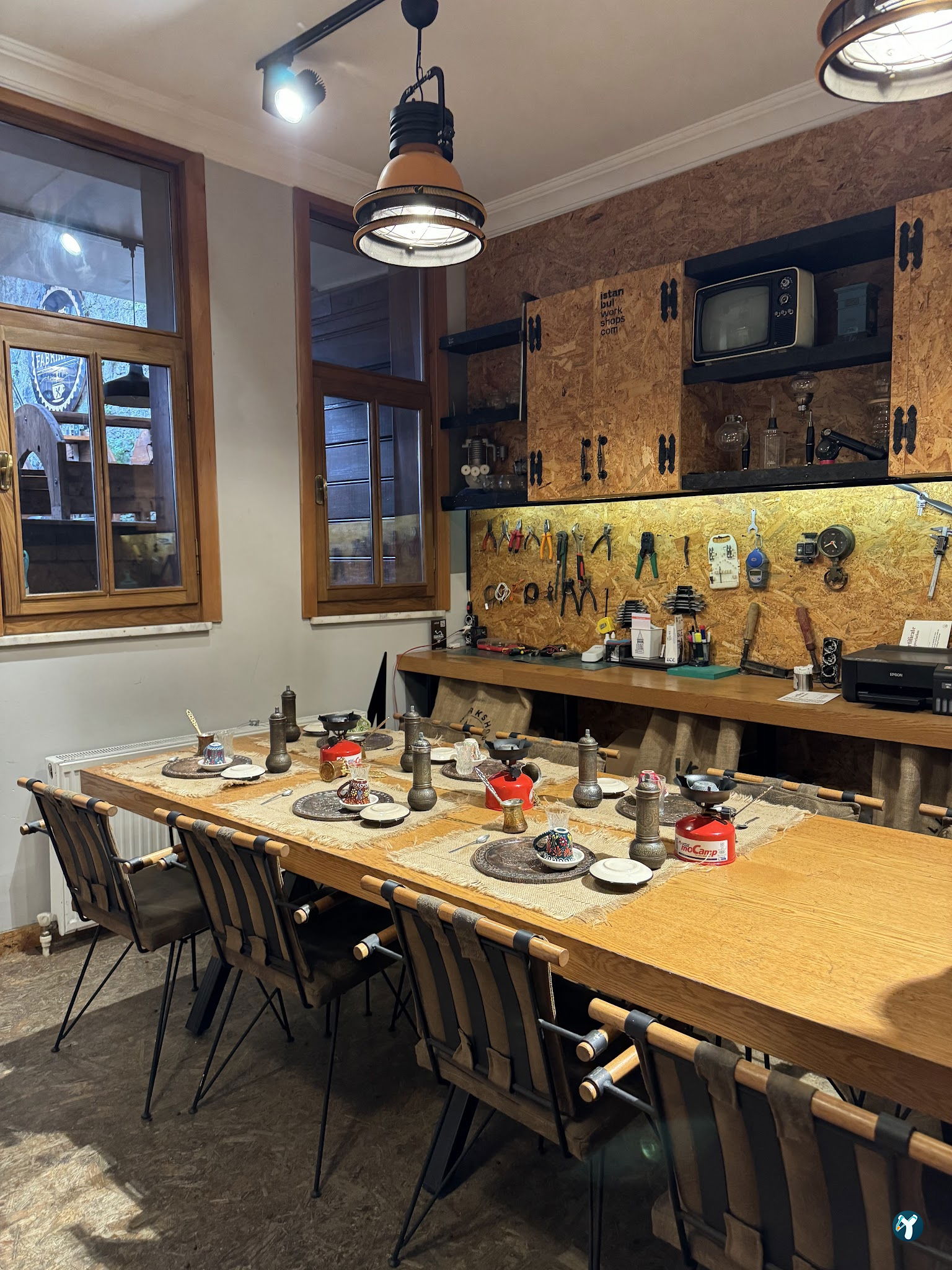 Fabrikafa Make & Coffee