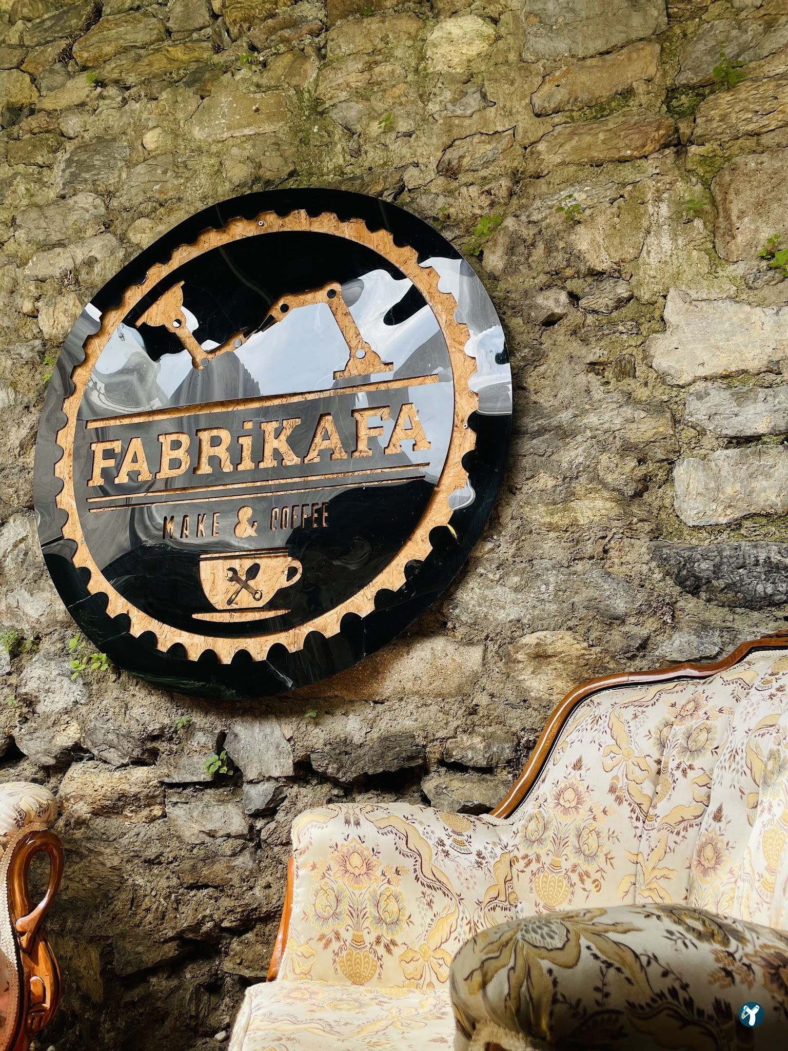 Fabrikafa Make & Coffee