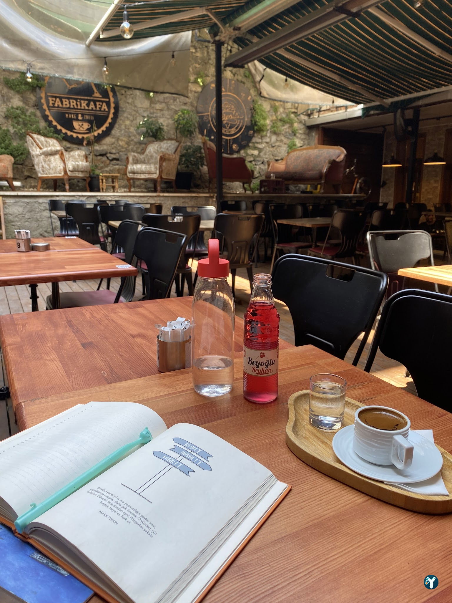 Fabrikafa Make & Coffee