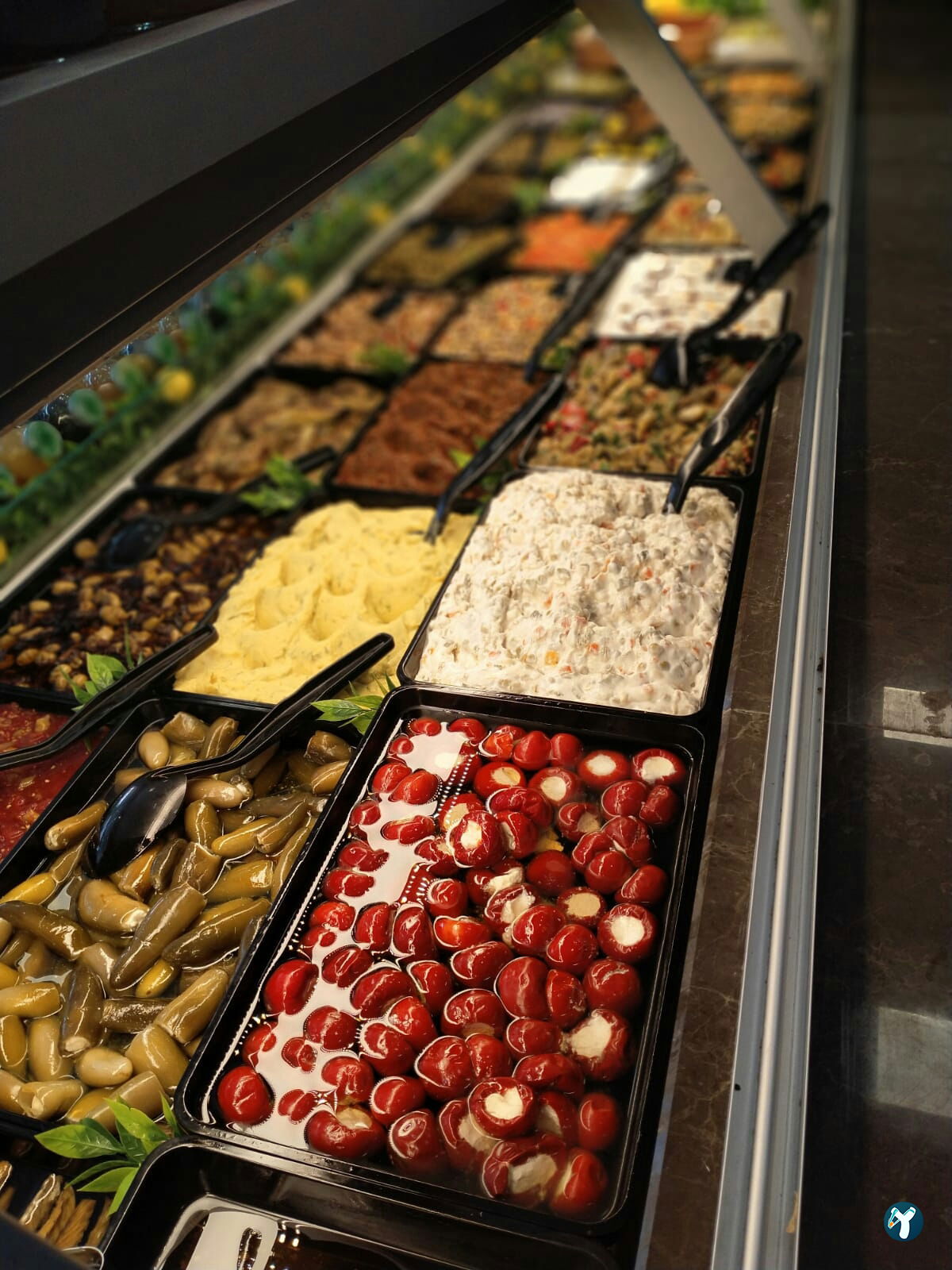 Chicken Gurme Pilic Cevirme & Meze Evi