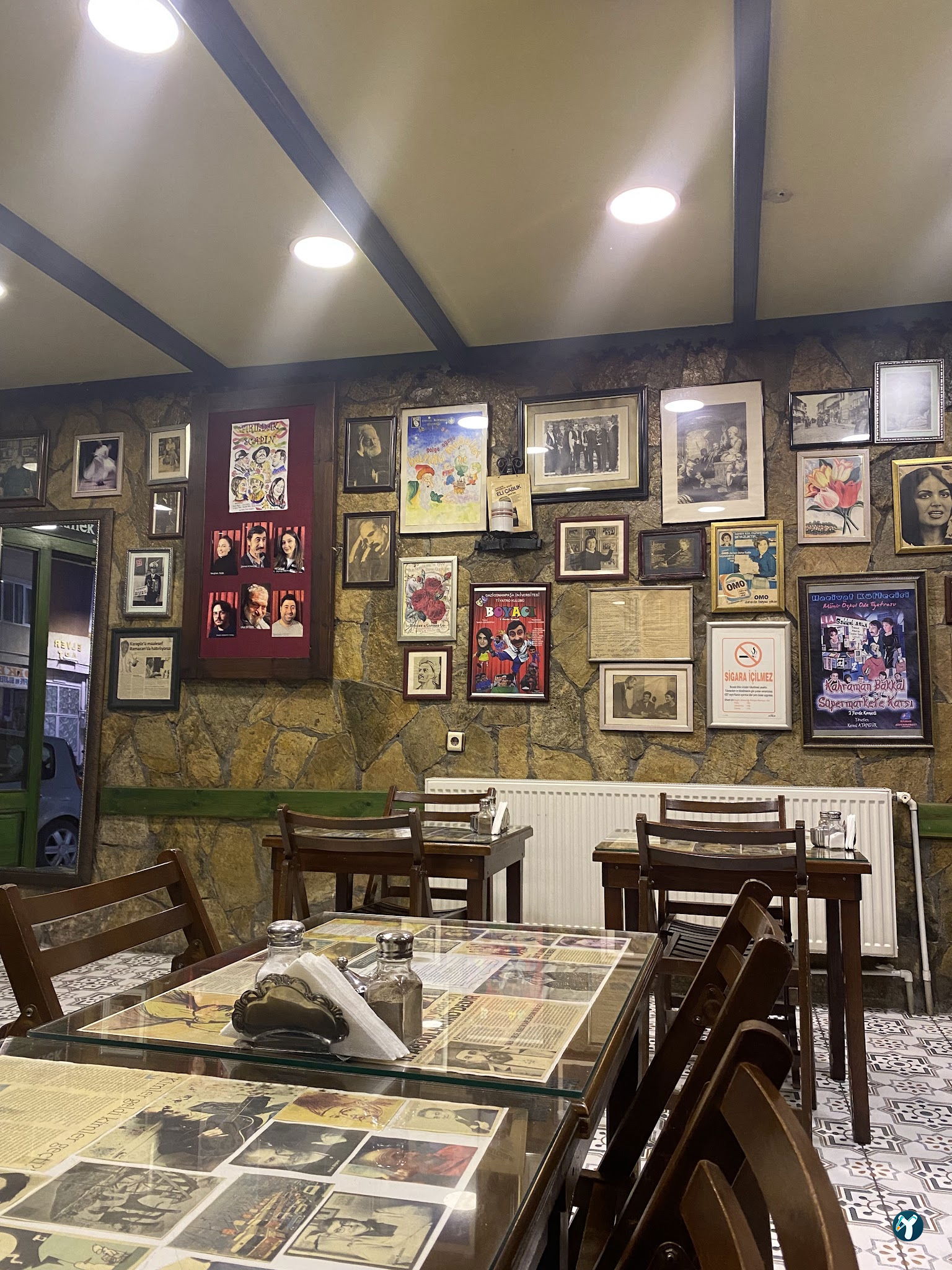 Hacivat Kafe