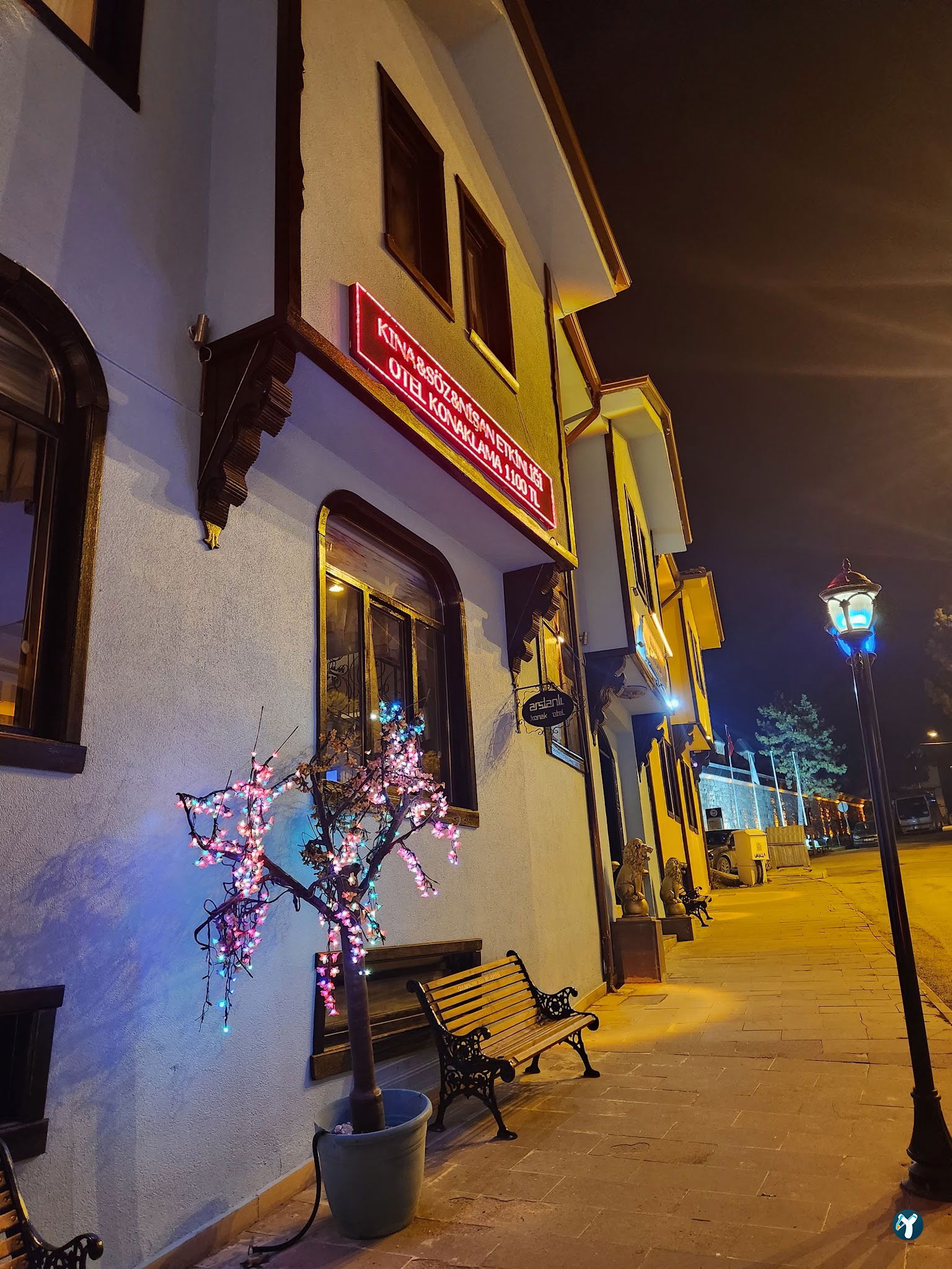 Arslanlı Konak Hotel