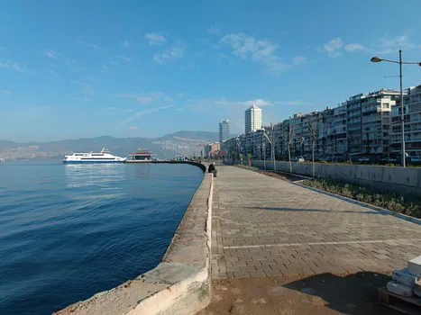Kordon Alsancak Izmir resimleri Kordon Alsancak Izmir resimleri