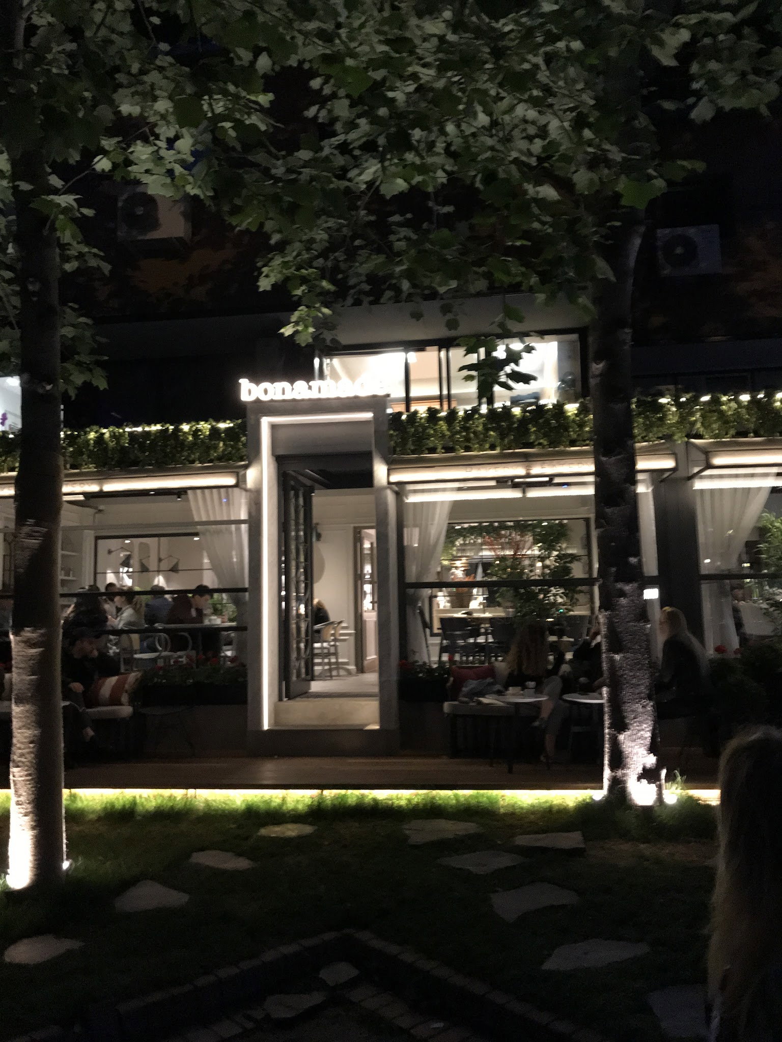 Bonamade Bakery & Eatery