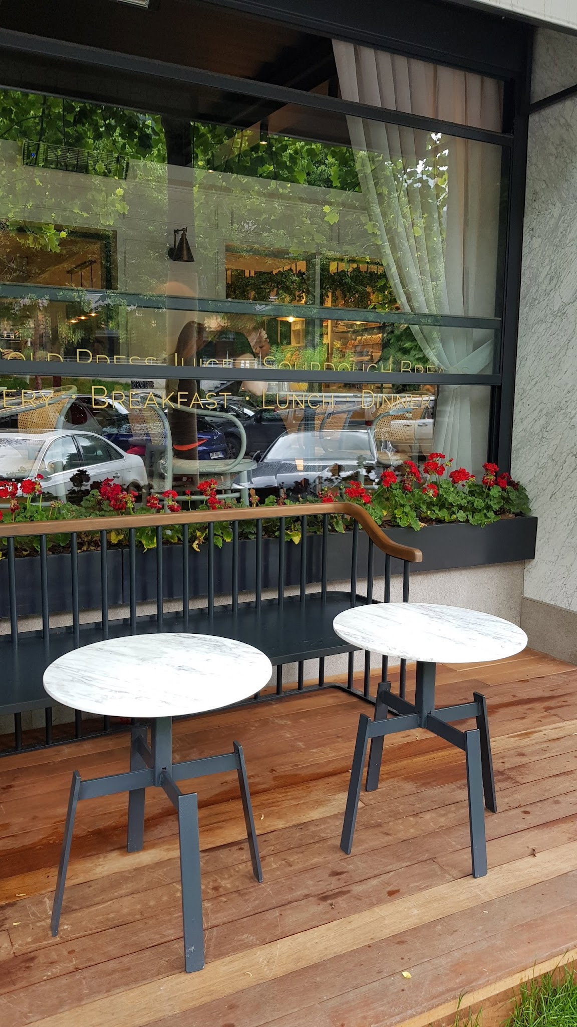 Bonamade Bakery & Eatery