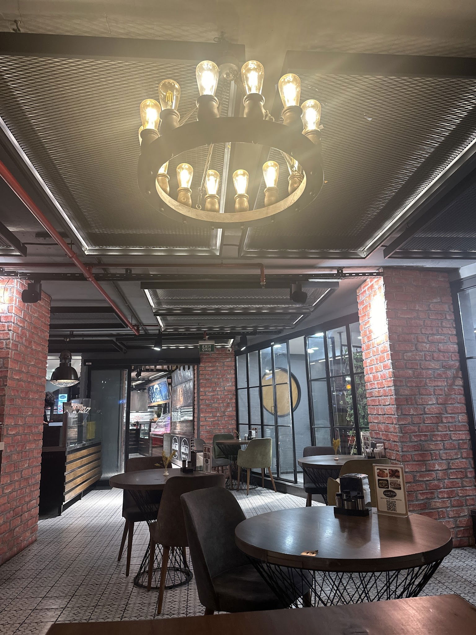 İstanbul Hanedan Restoran Cafe