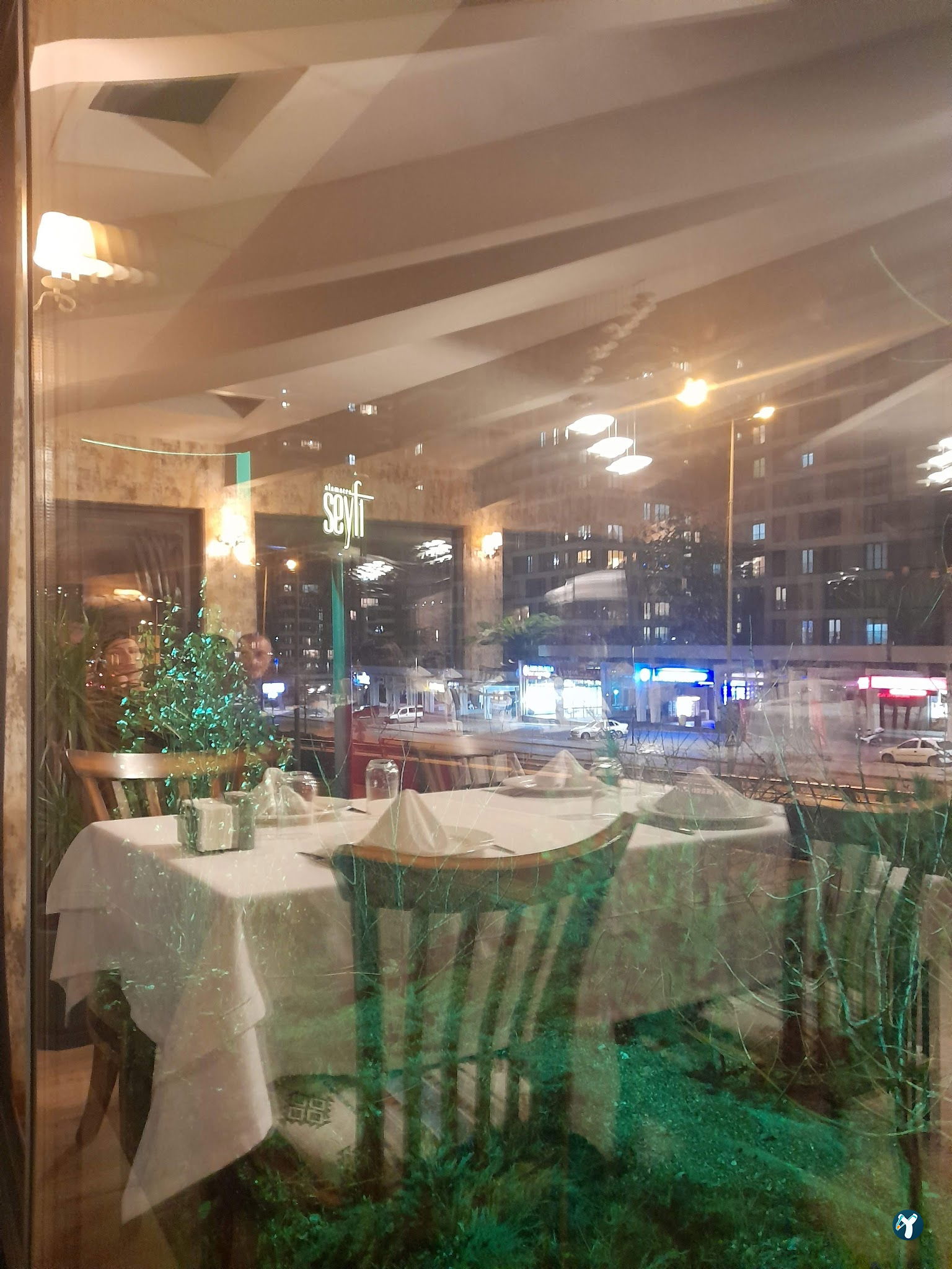Yakamoz Alamatra Et Balık Restaurant