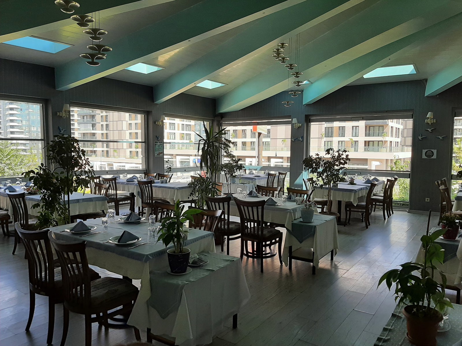 Yakamoz Alamatra Et Balık Restaurant