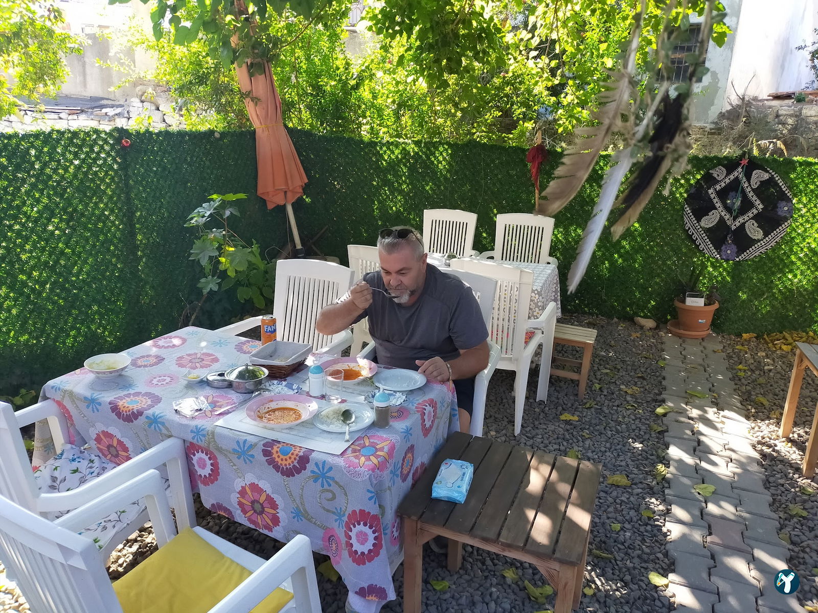 Saklı Bahçe Kahvaltı Ve Kafe