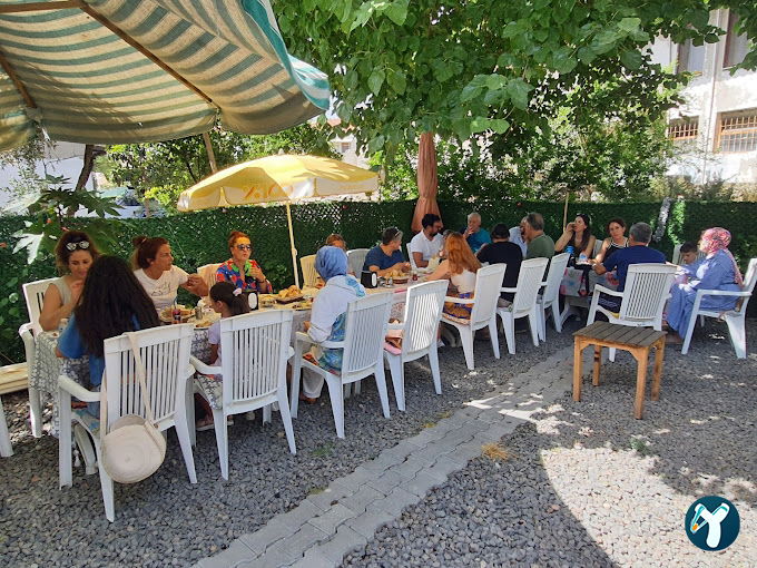 Saklı Bahçe Kahvaltı Ve Kafe