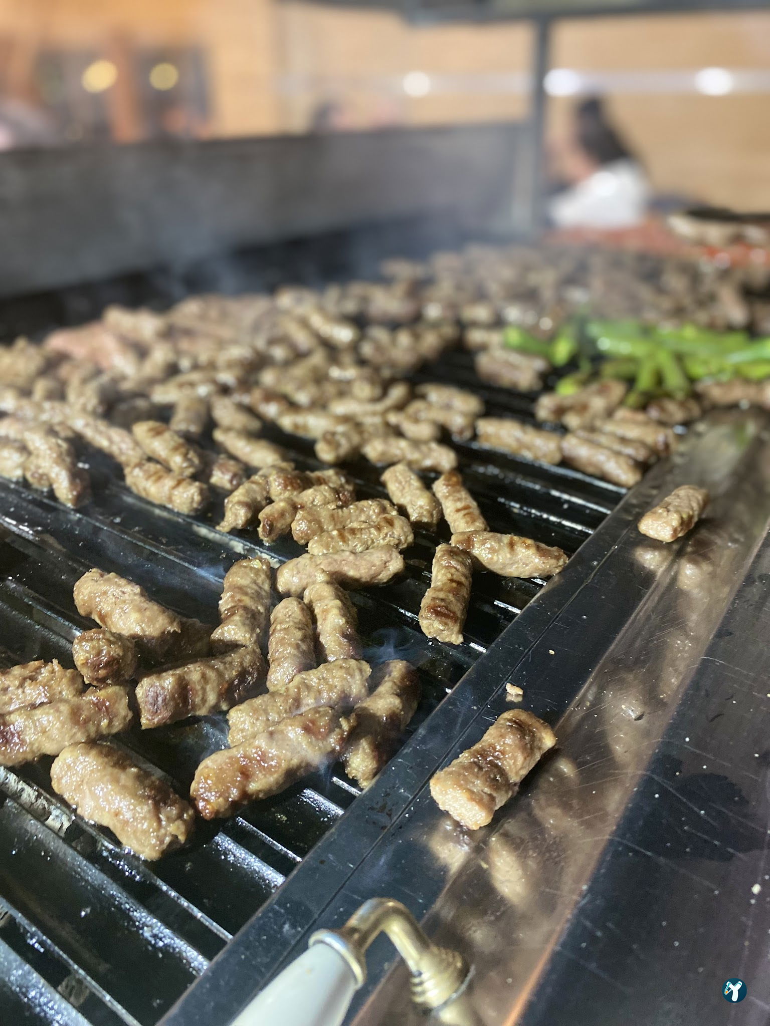 Meşhur Sanayi̇ Köfteci̇si̇