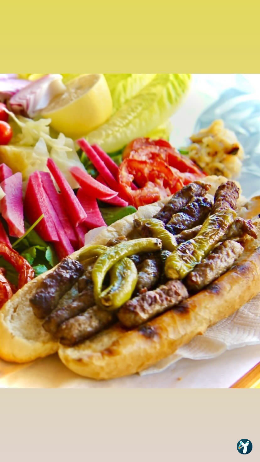 Meşhur Sanayi̇ Köfteci̇si̇