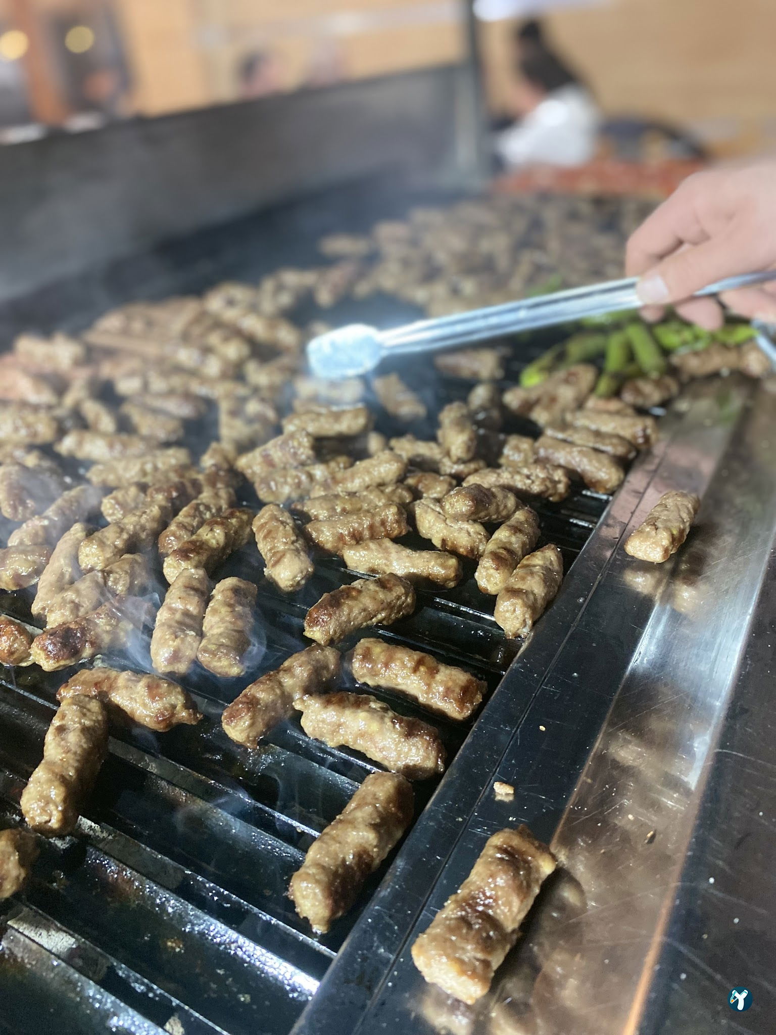 Meşhur Sanayi̇ Köfteci̇si̇