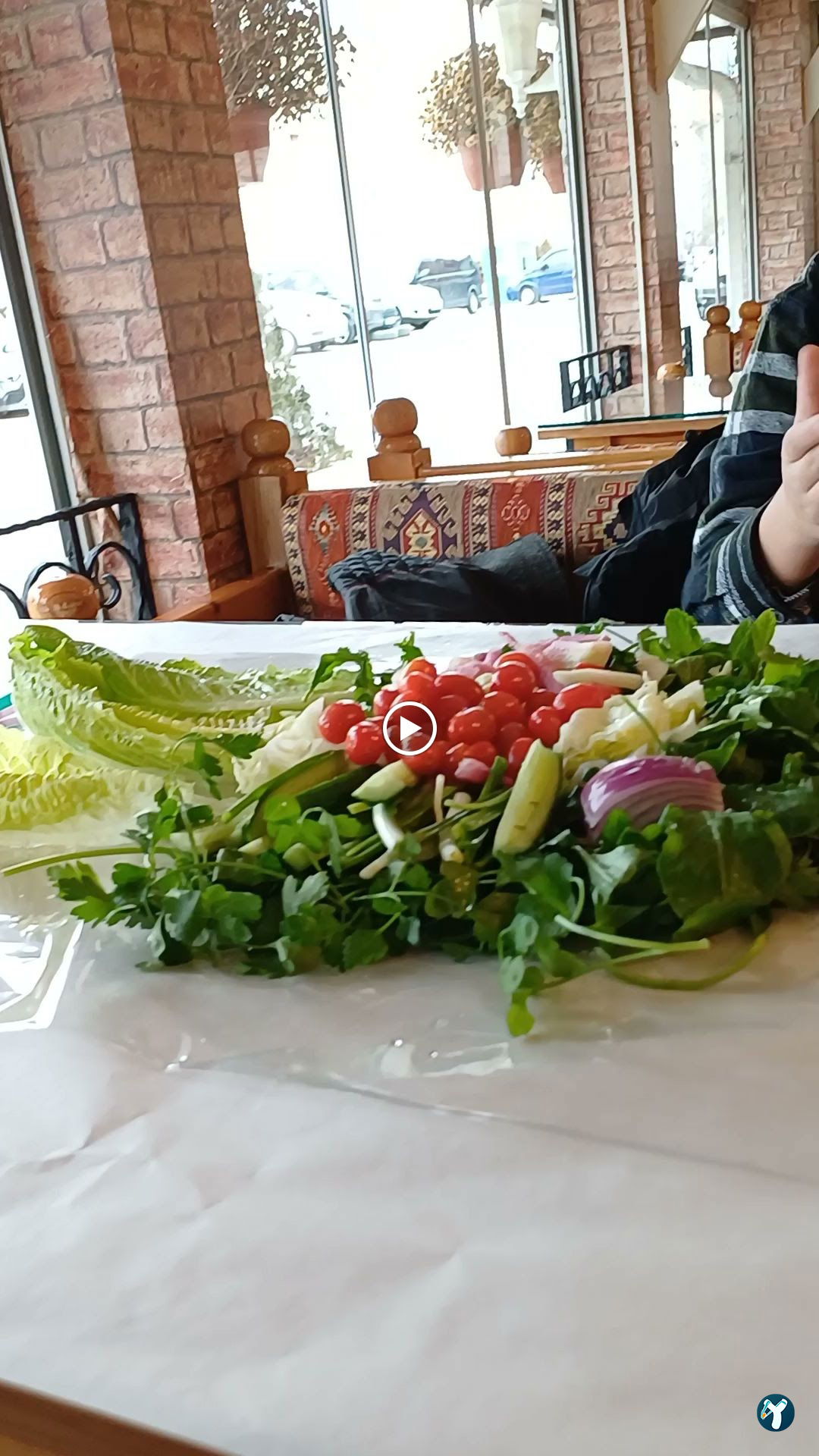 Meşhur Sanayi̇ Köfteci̇si̇