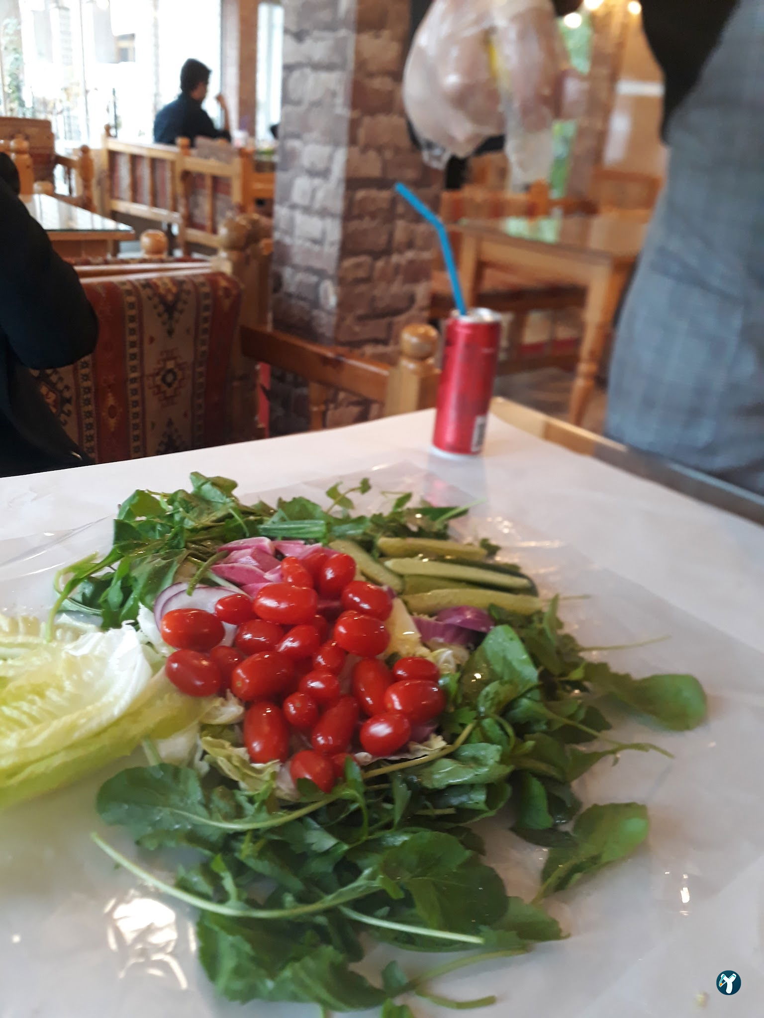 Meşhur Sanayi̇ Köfteci̇si̇