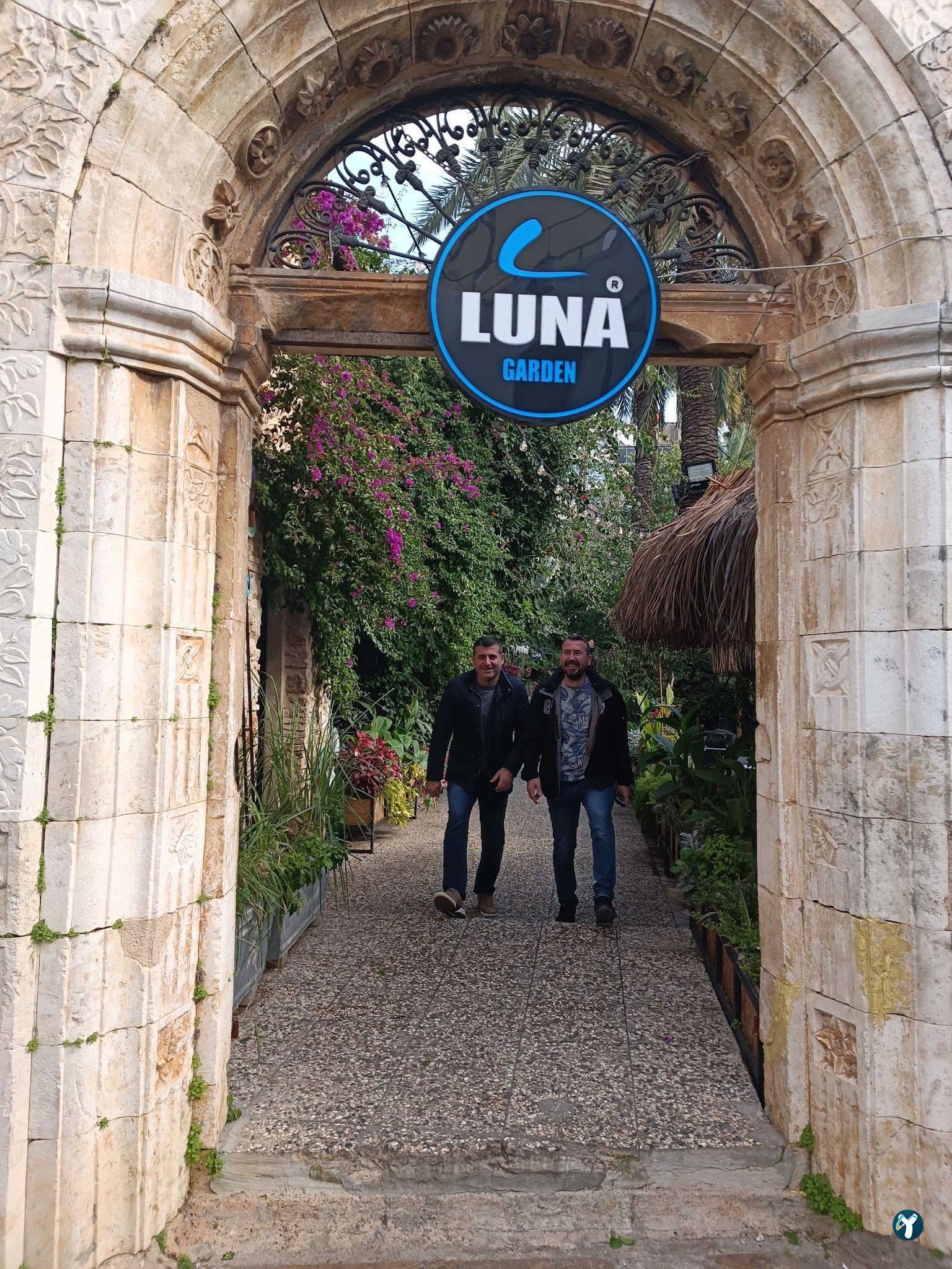 Luna Garden