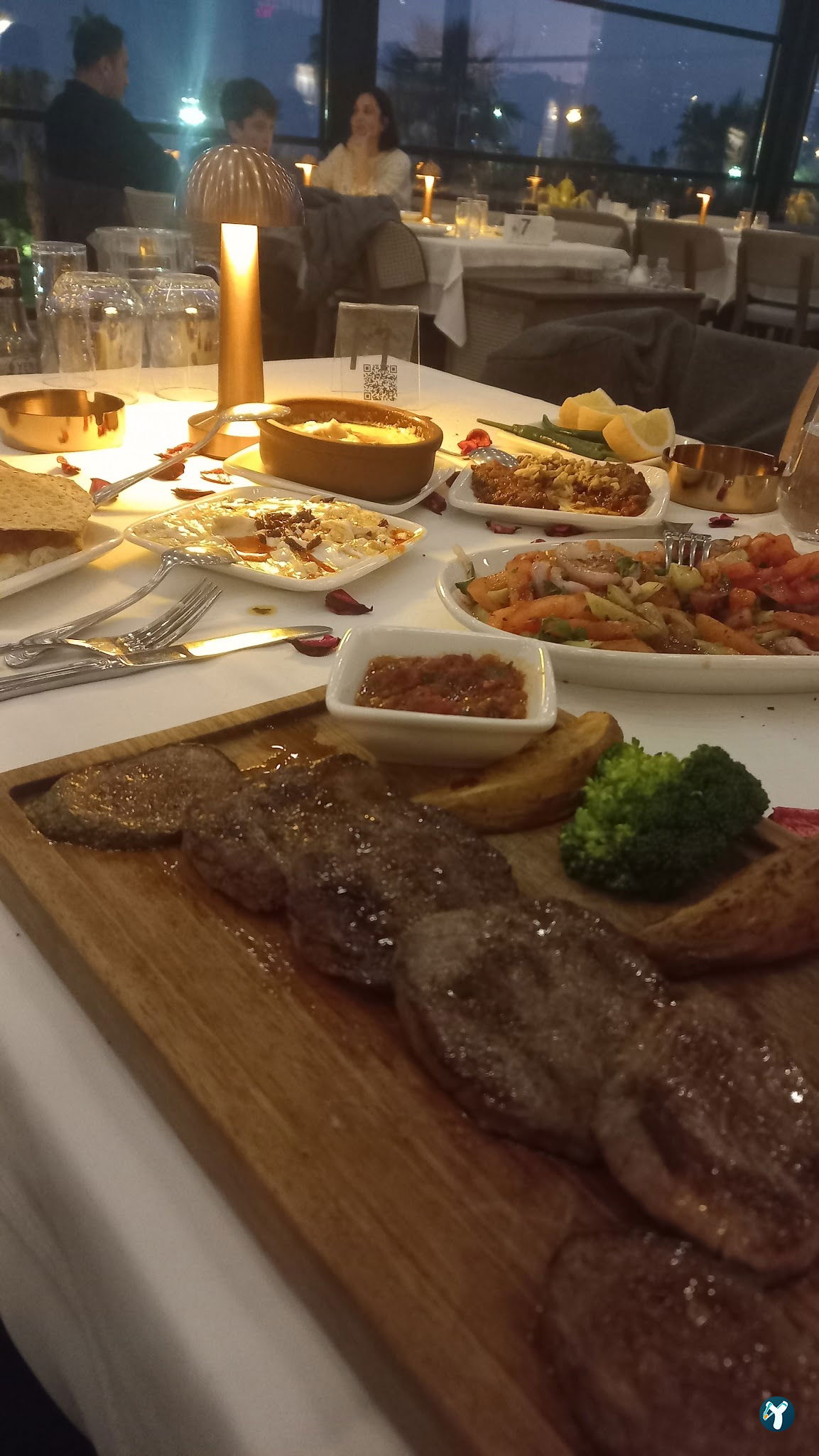 Deniz Tuzzu Restaurant