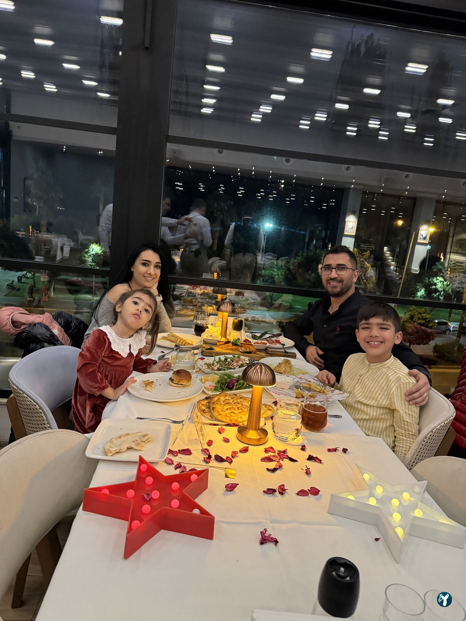 Deniz Tuzzu Restaurant