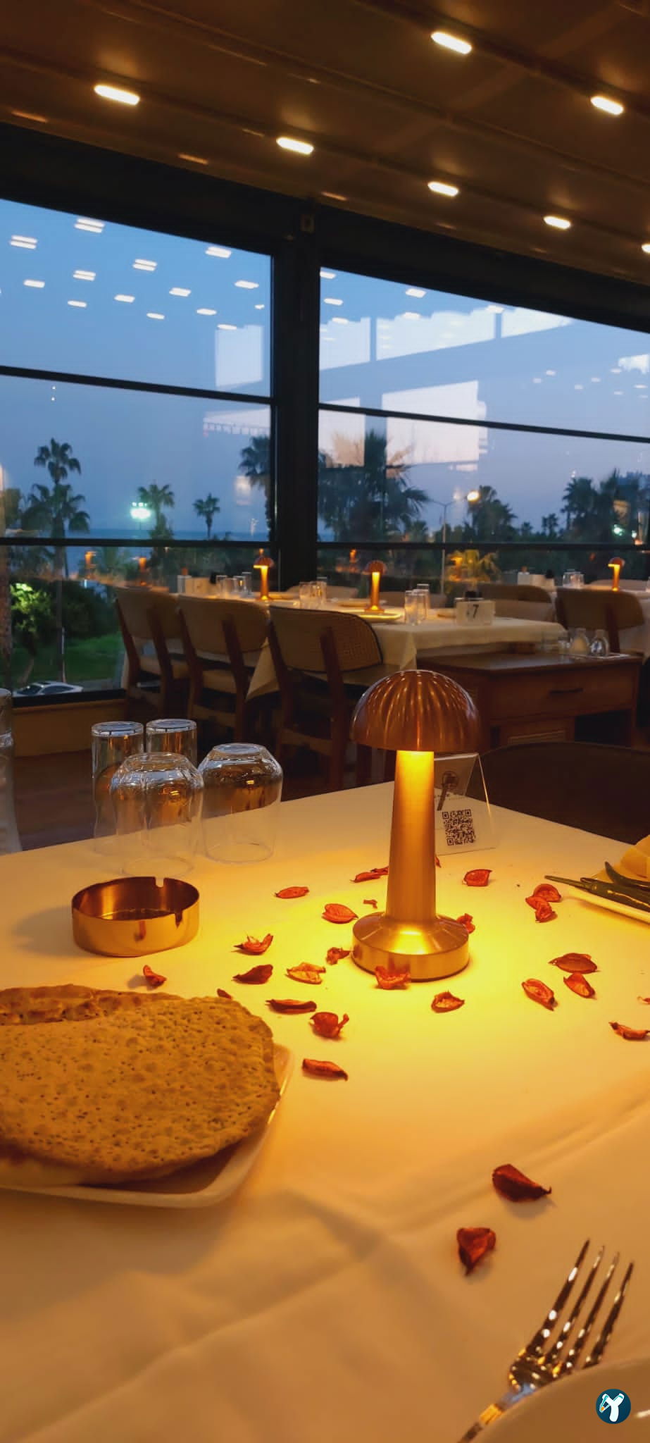 Deniz Tuzzu Restaurant