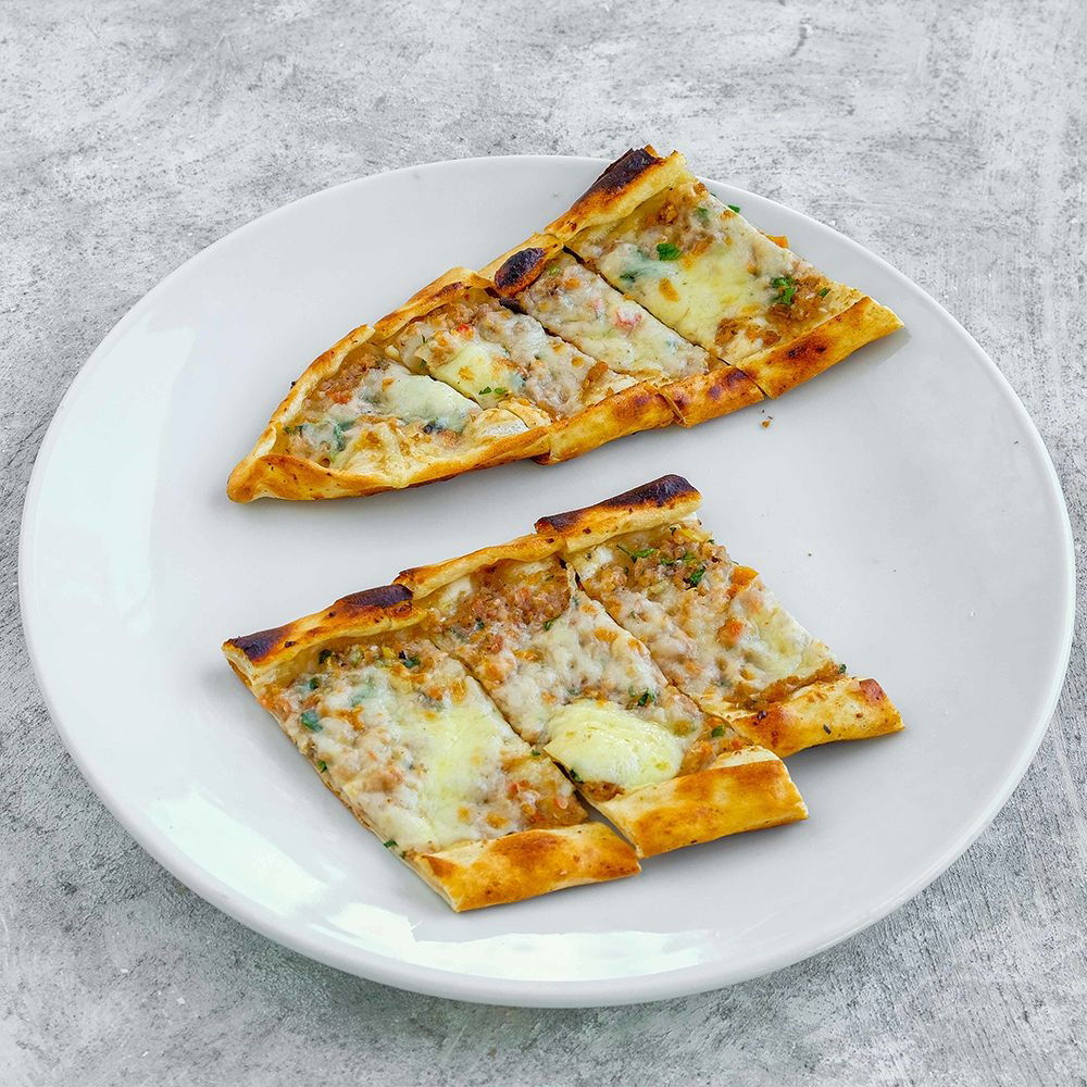 Tavuklu Mantarlı Pide