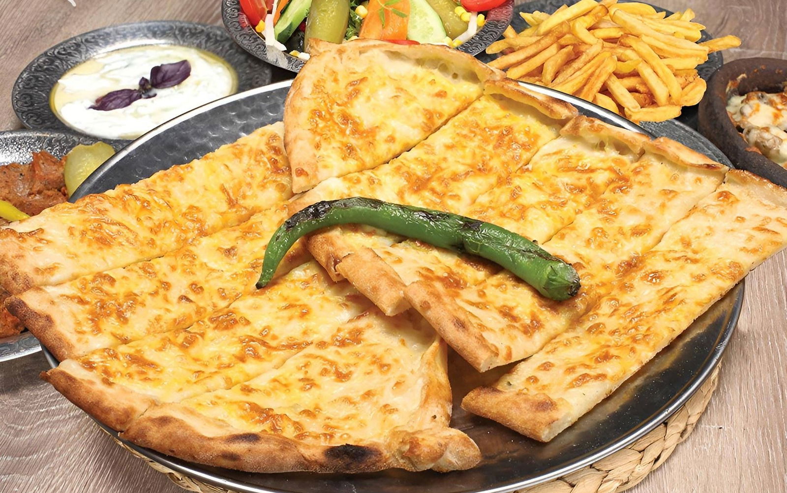 Kaşarlı Pide