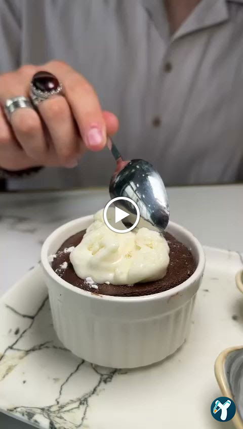 Perla Cafe Restaurant