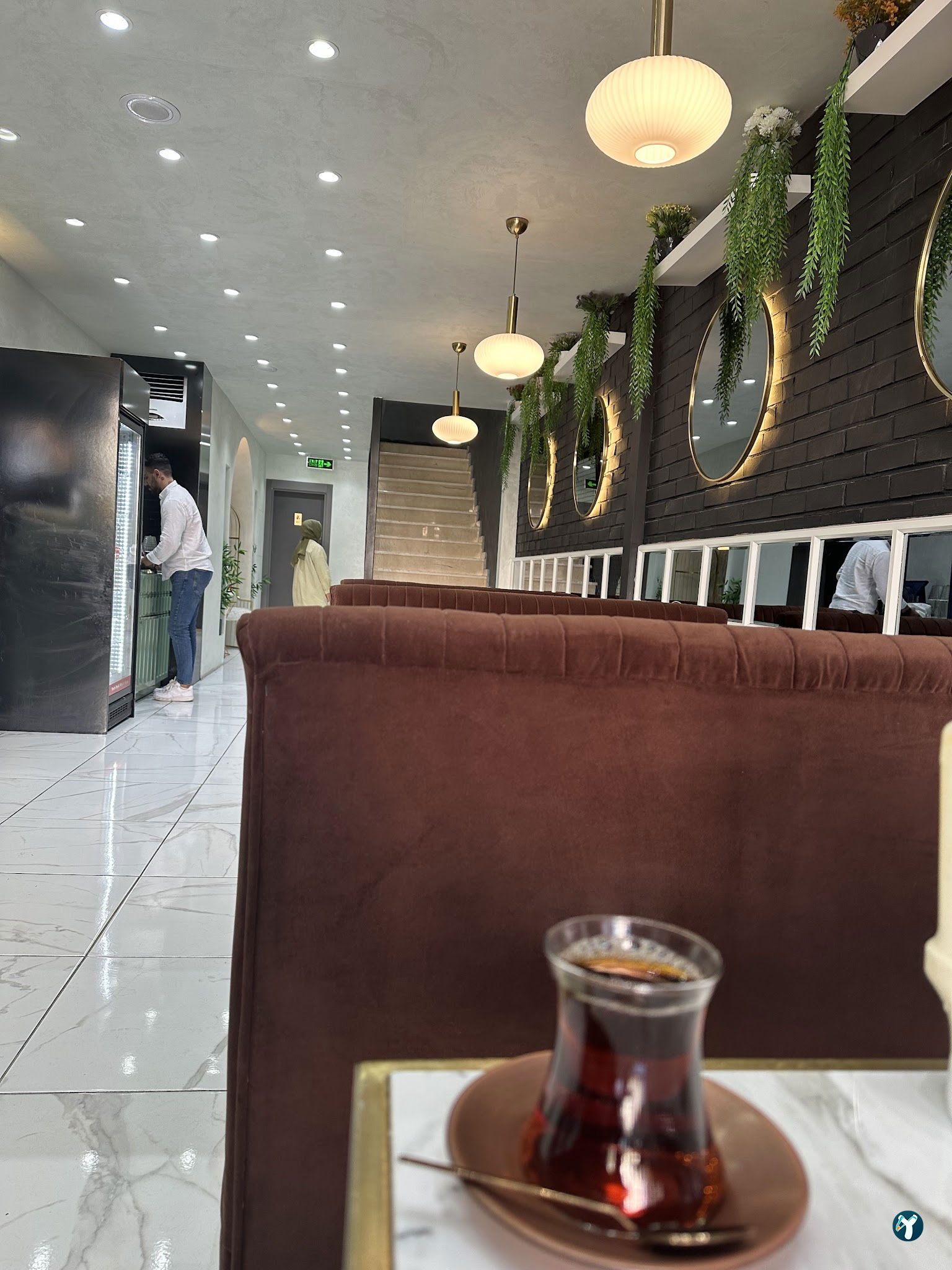 Perla Cafe Restaurant