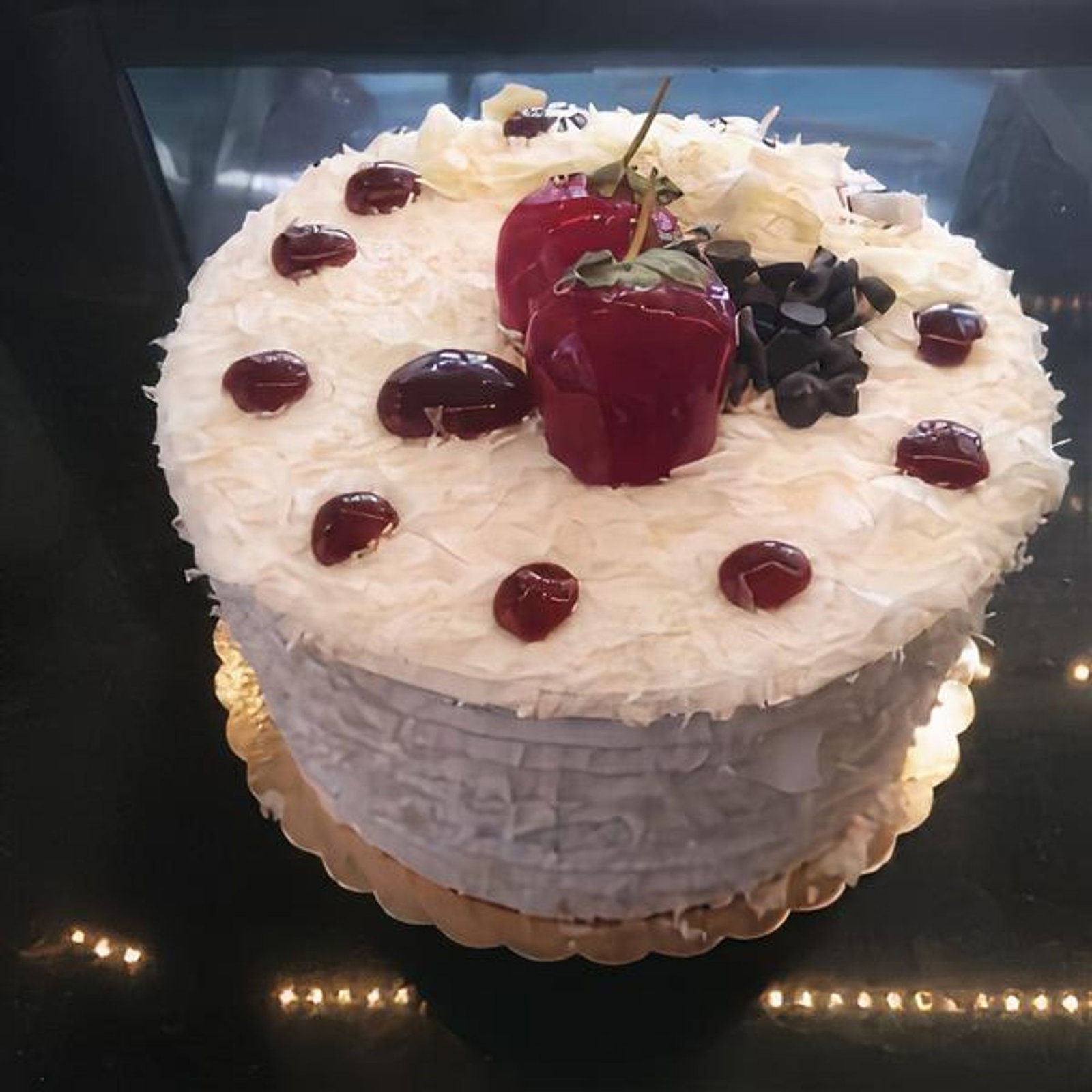 Vanilyalı Yaş Pasta (8-10 Kişilik)