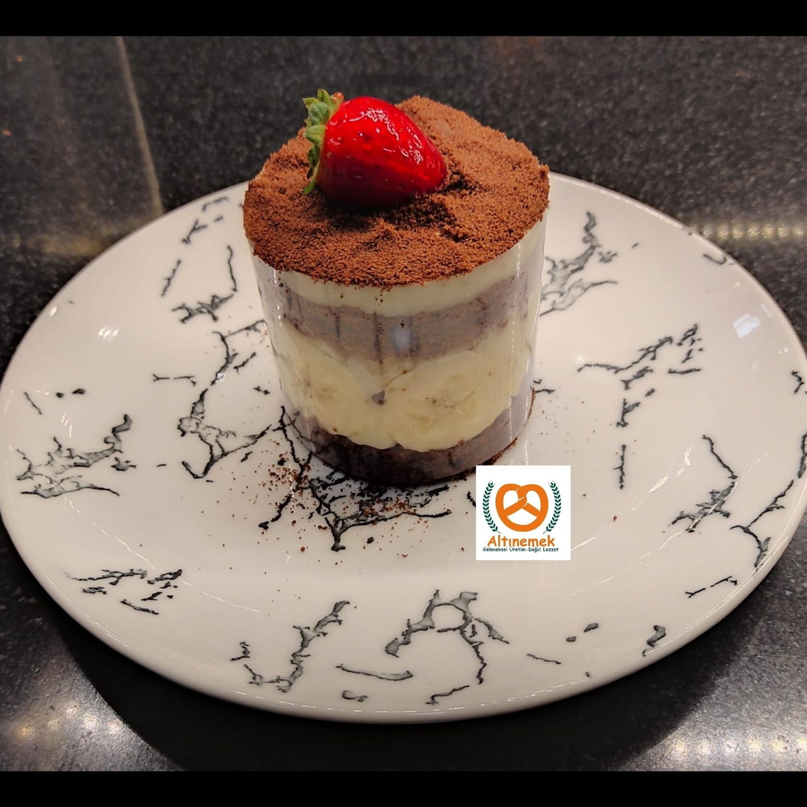 Muzlu Brownie Velvet Pasta (1 Kişilik)