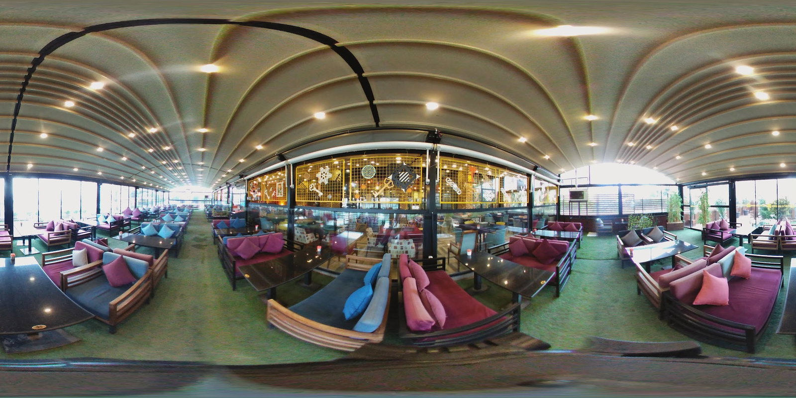 Shisha Cafe & Bistro