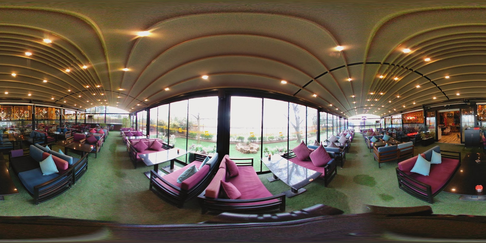 Shisha Cafe & Bistro