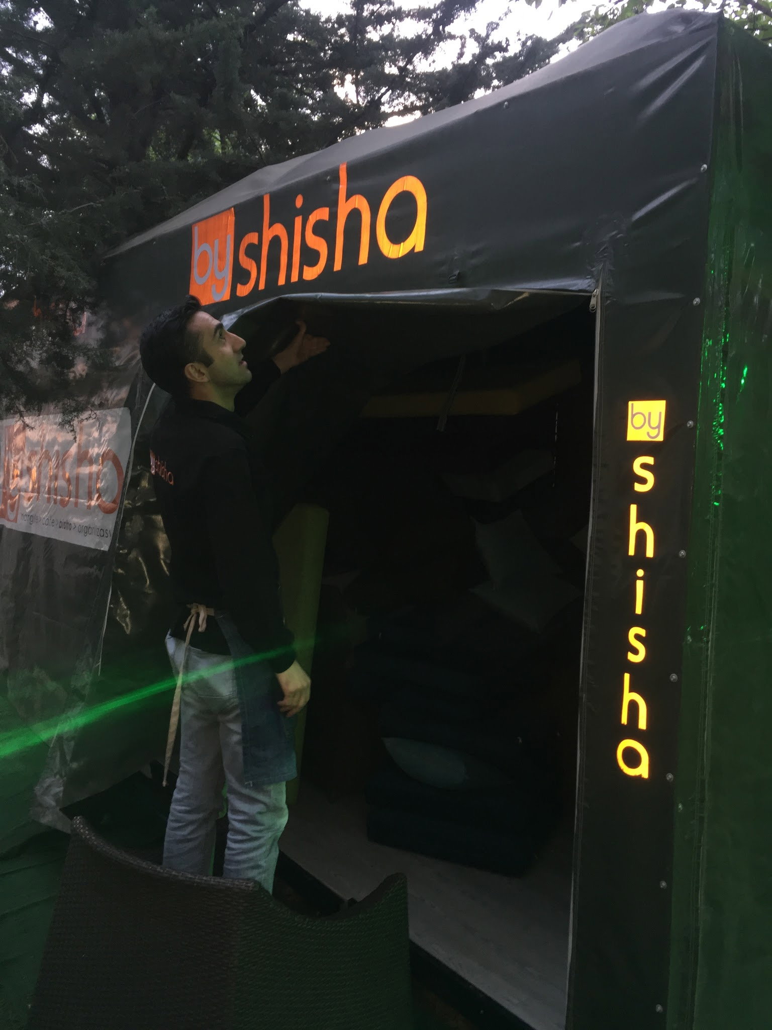 Shisha Cafe & Bistro