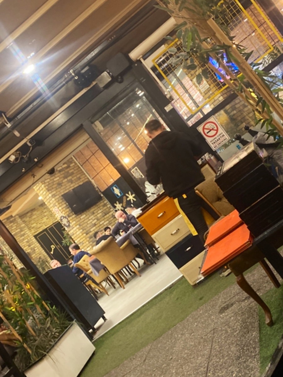 Shisha Cafe & Bistro