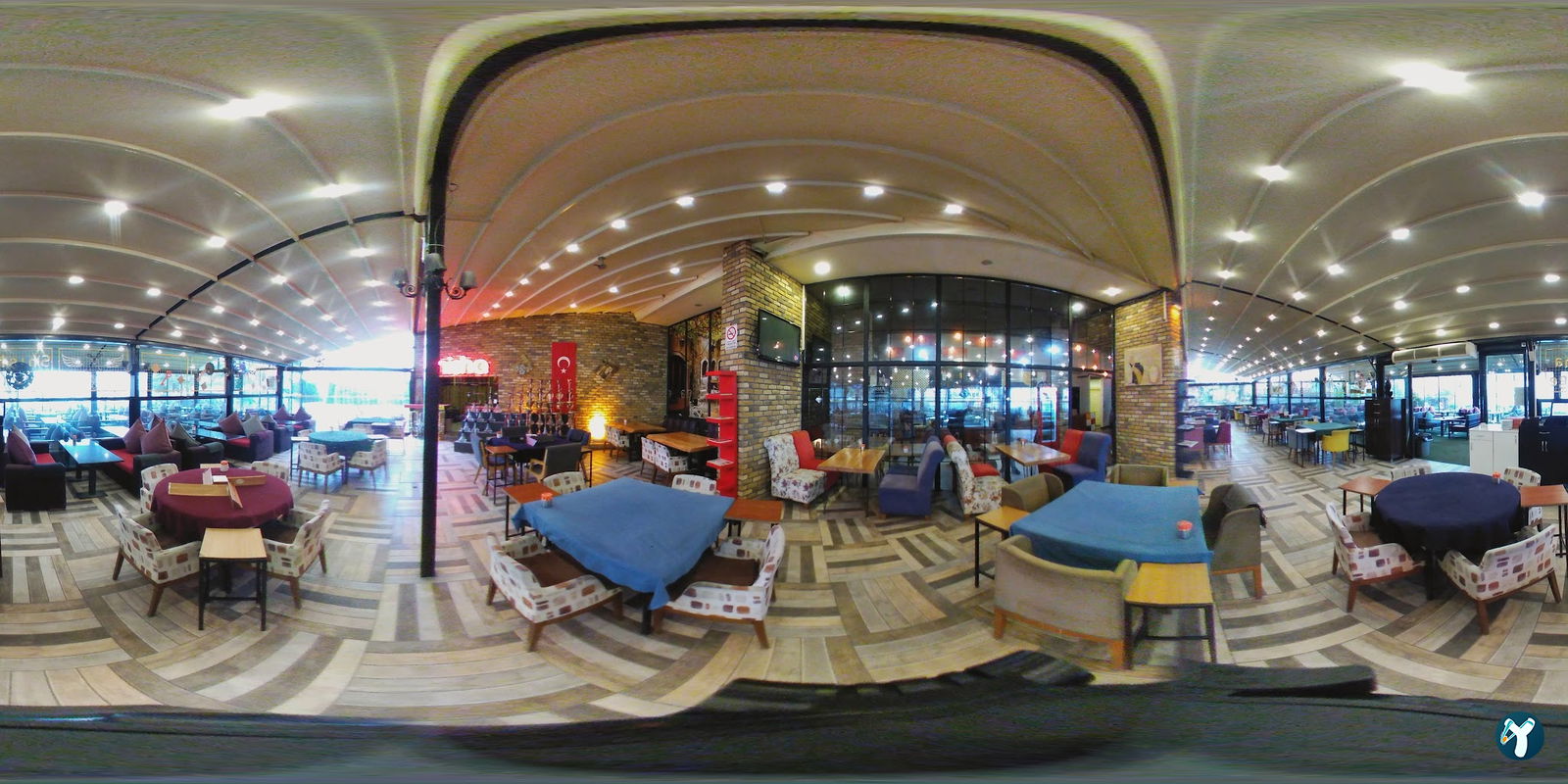 Shisha Cafe & Bistro