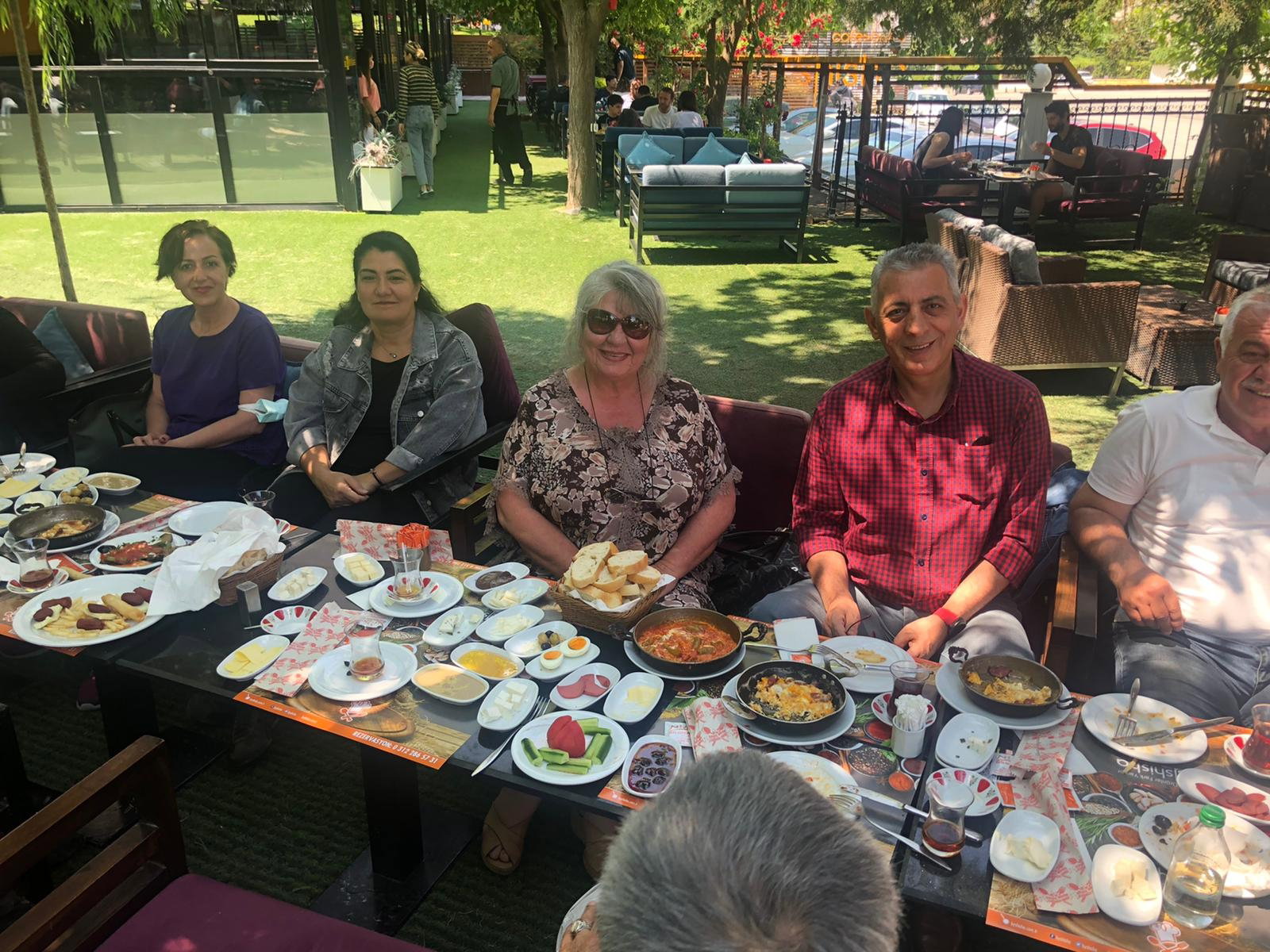 Shisha Cafe & Bistro