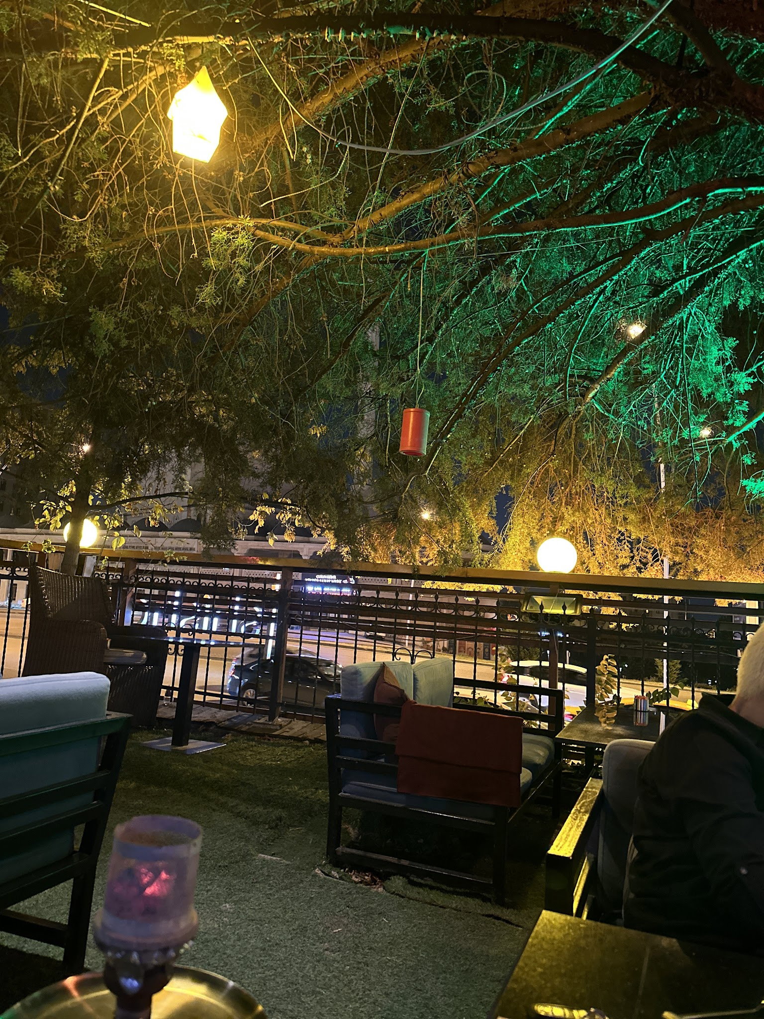 Shisha Cafe & Bistro