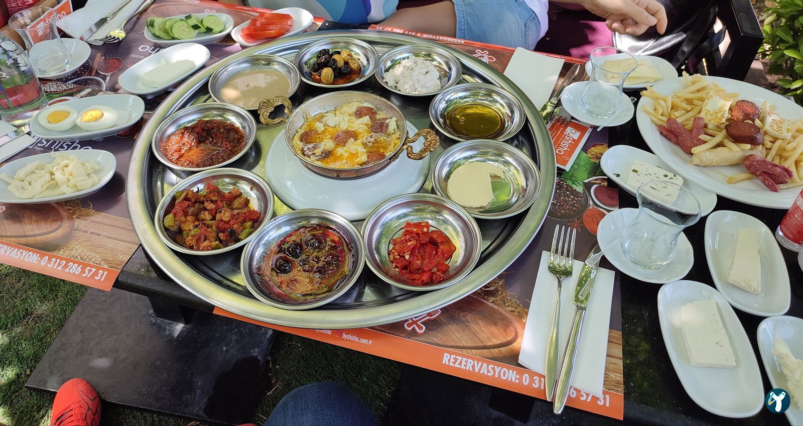 Shisha Cafe & Bistro