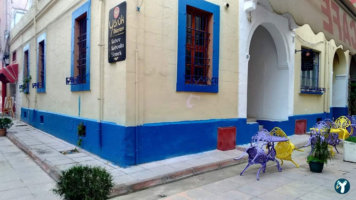 Levante House