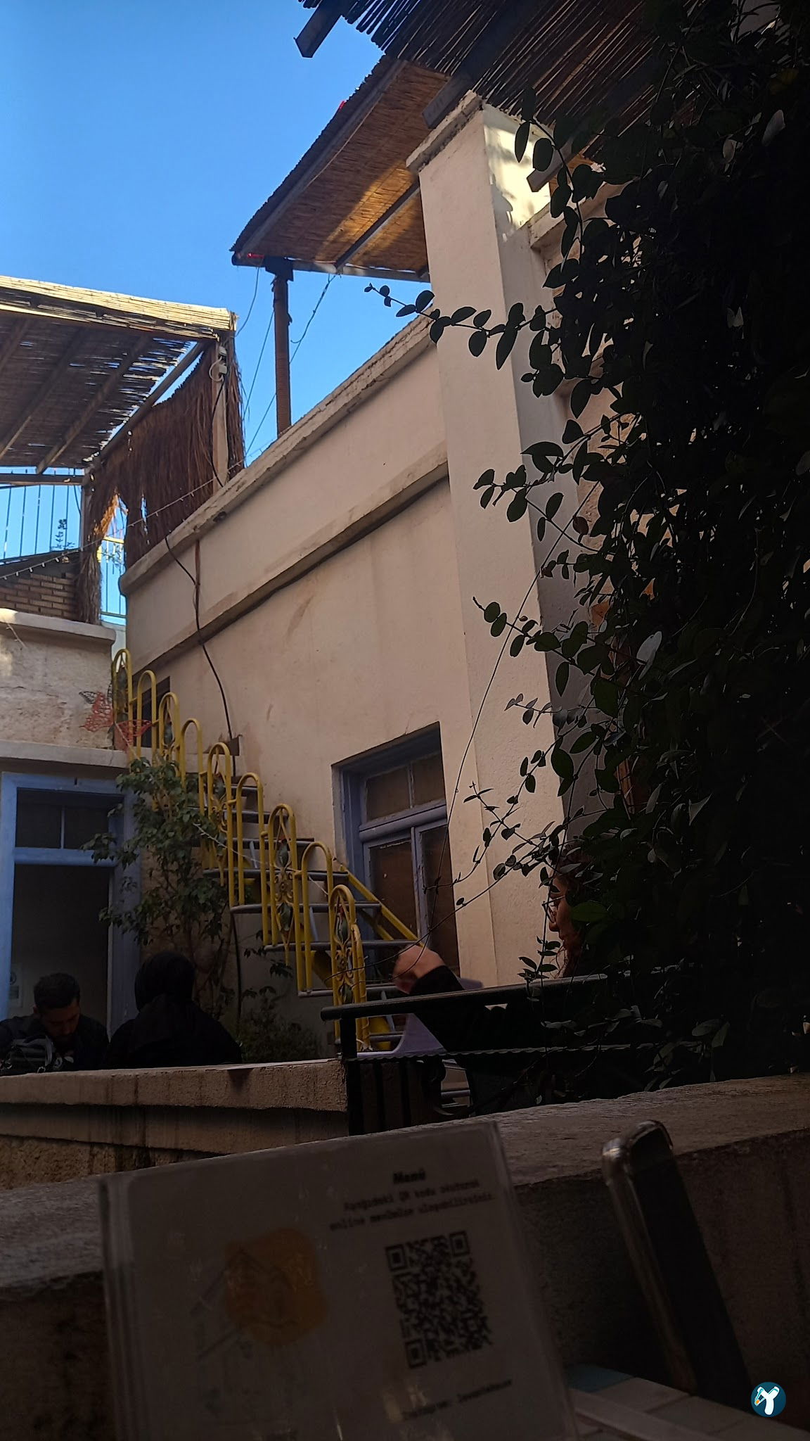 Levante House