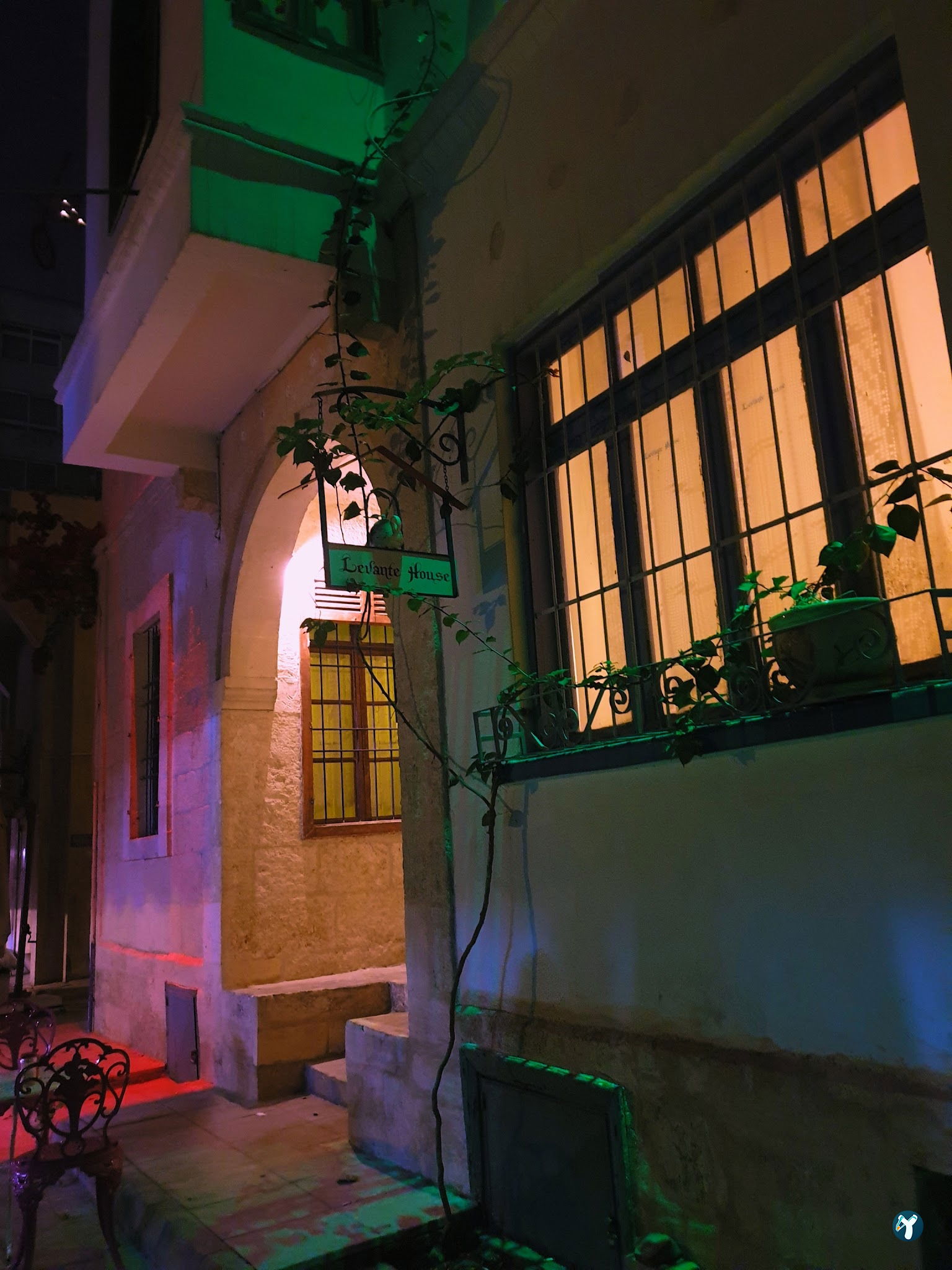Levante House