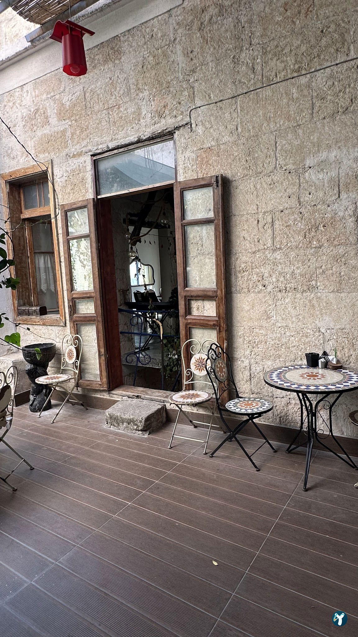 Levante House