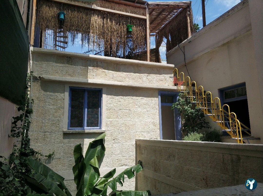 Levante House