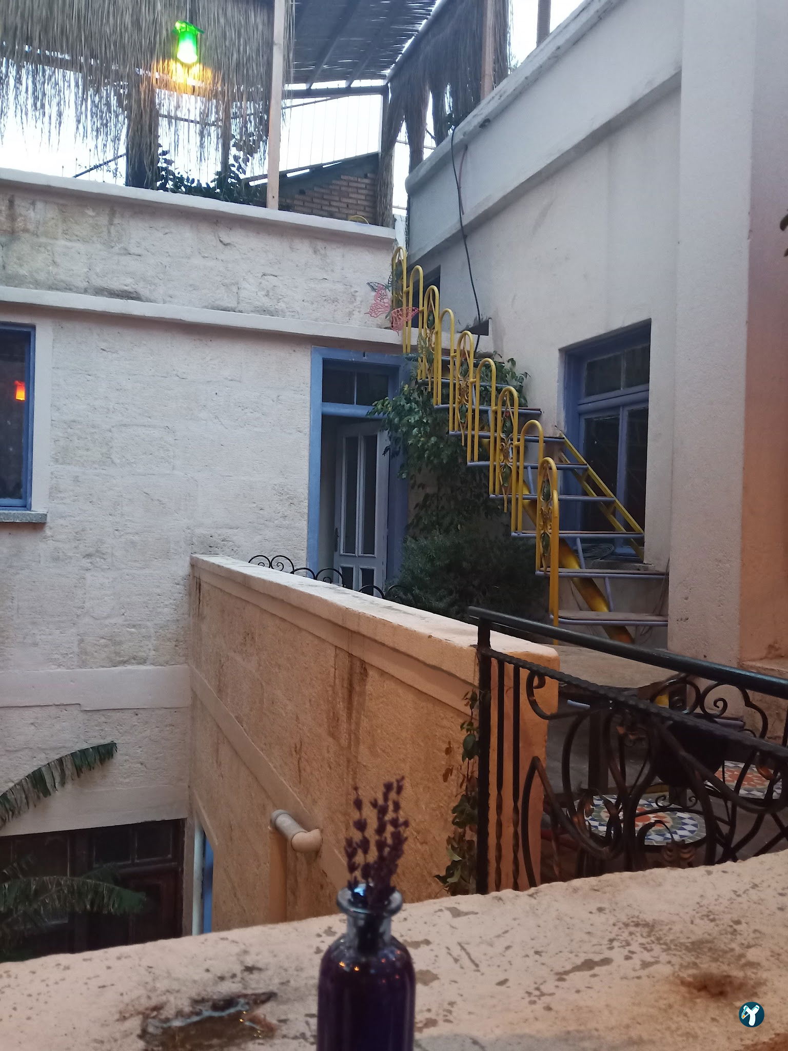 Levante House