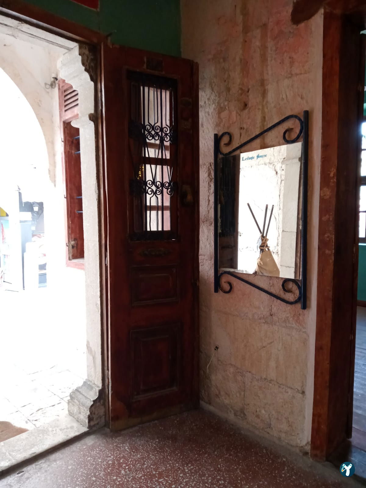 Levante House
