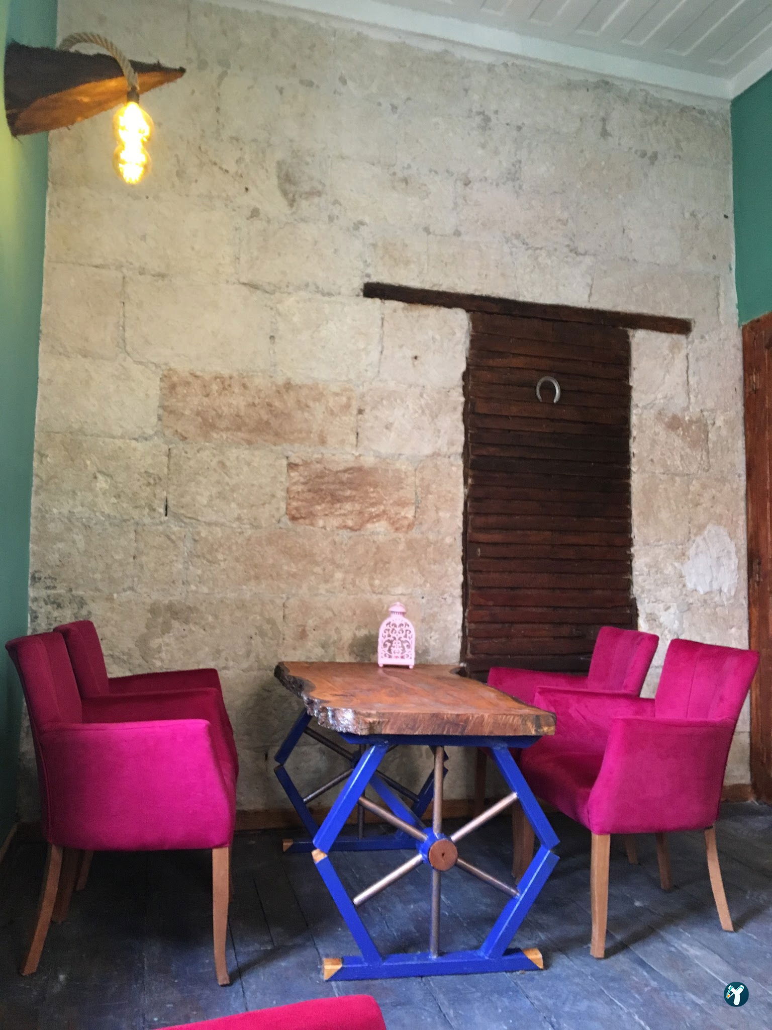 Levante House
