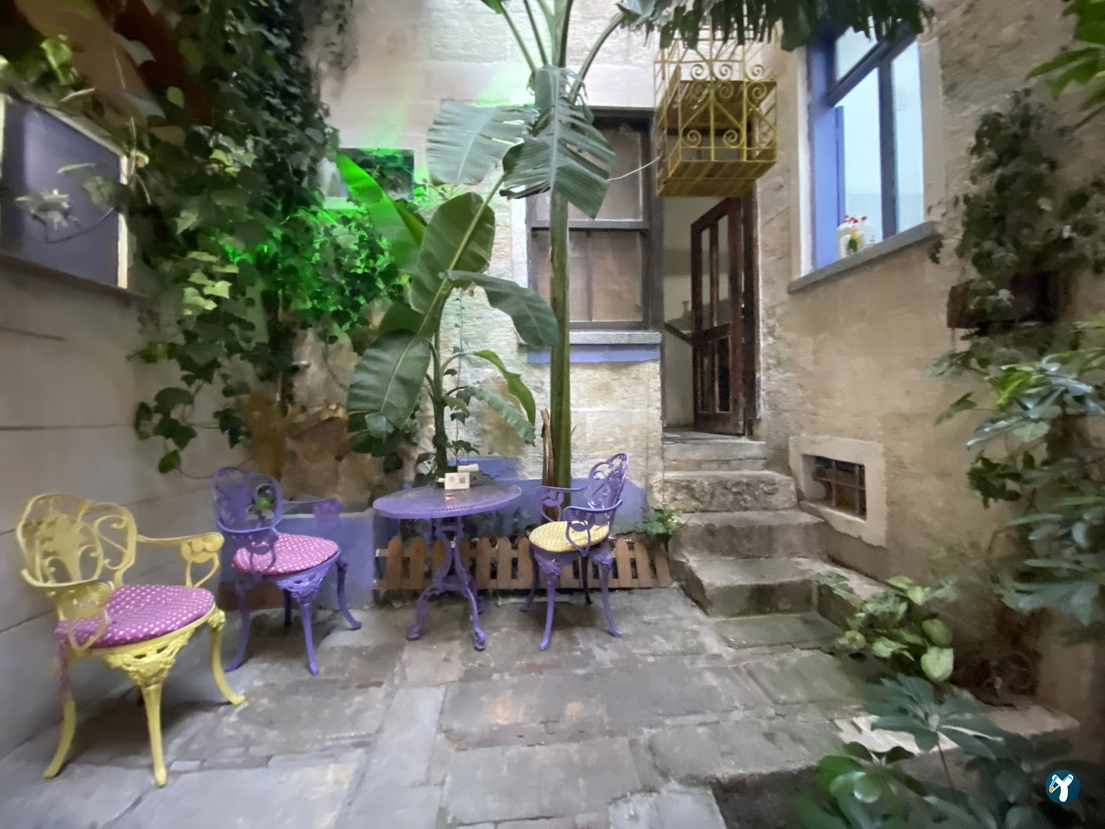 Levante House